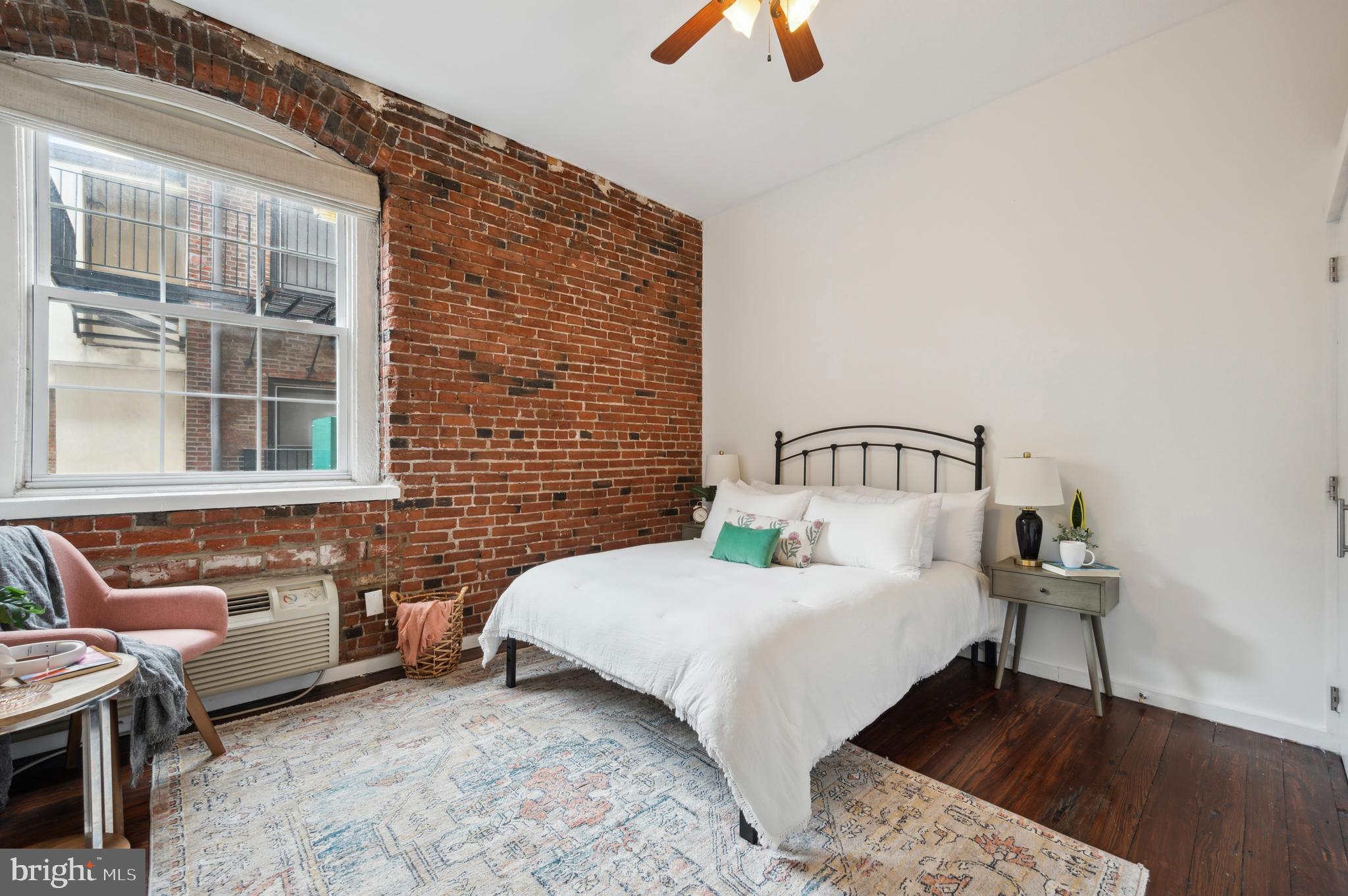 OLD CITY - Residential Lease