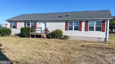 11433 TRUSSUM POND ROAD LAUREL DE 19956