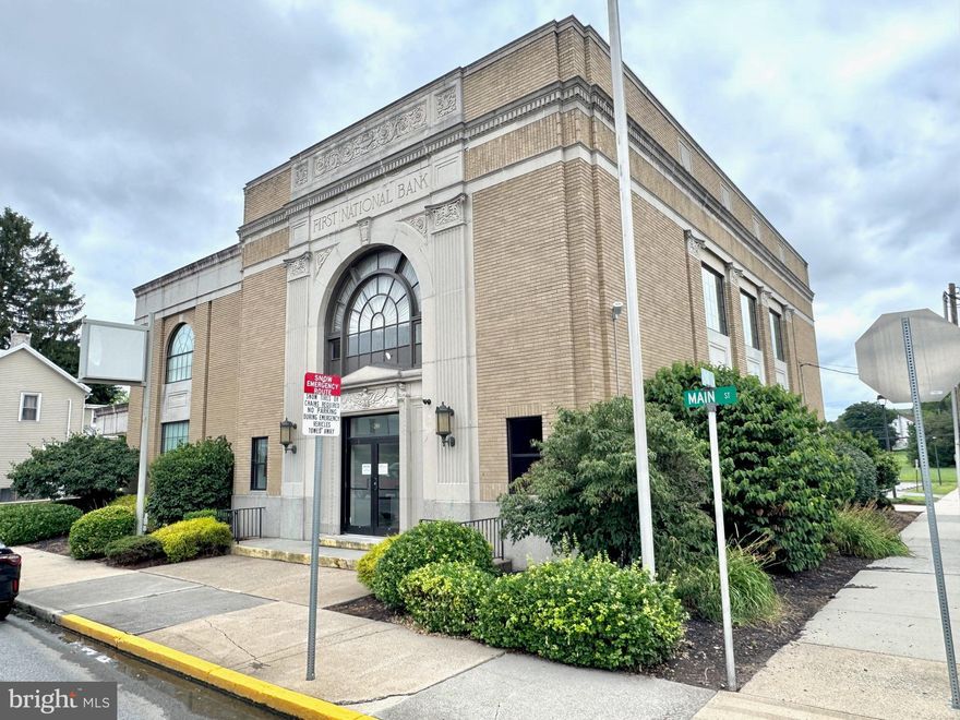 A GREAT opportunity on a solid building in Bernville. Exceptional space for a wide variety of uses. Financial, office, medical, religious, retail, food/beverage, community center and MORE! Please check with the Borough for your specific use. There are 2 stairways and an elevator to all 3 floors, multiple restrooms and private offices, conference rooms and open space. PLENTY of off street parking AND a DRIVE THROUGH! Bring your ideas and schedule a showing today!