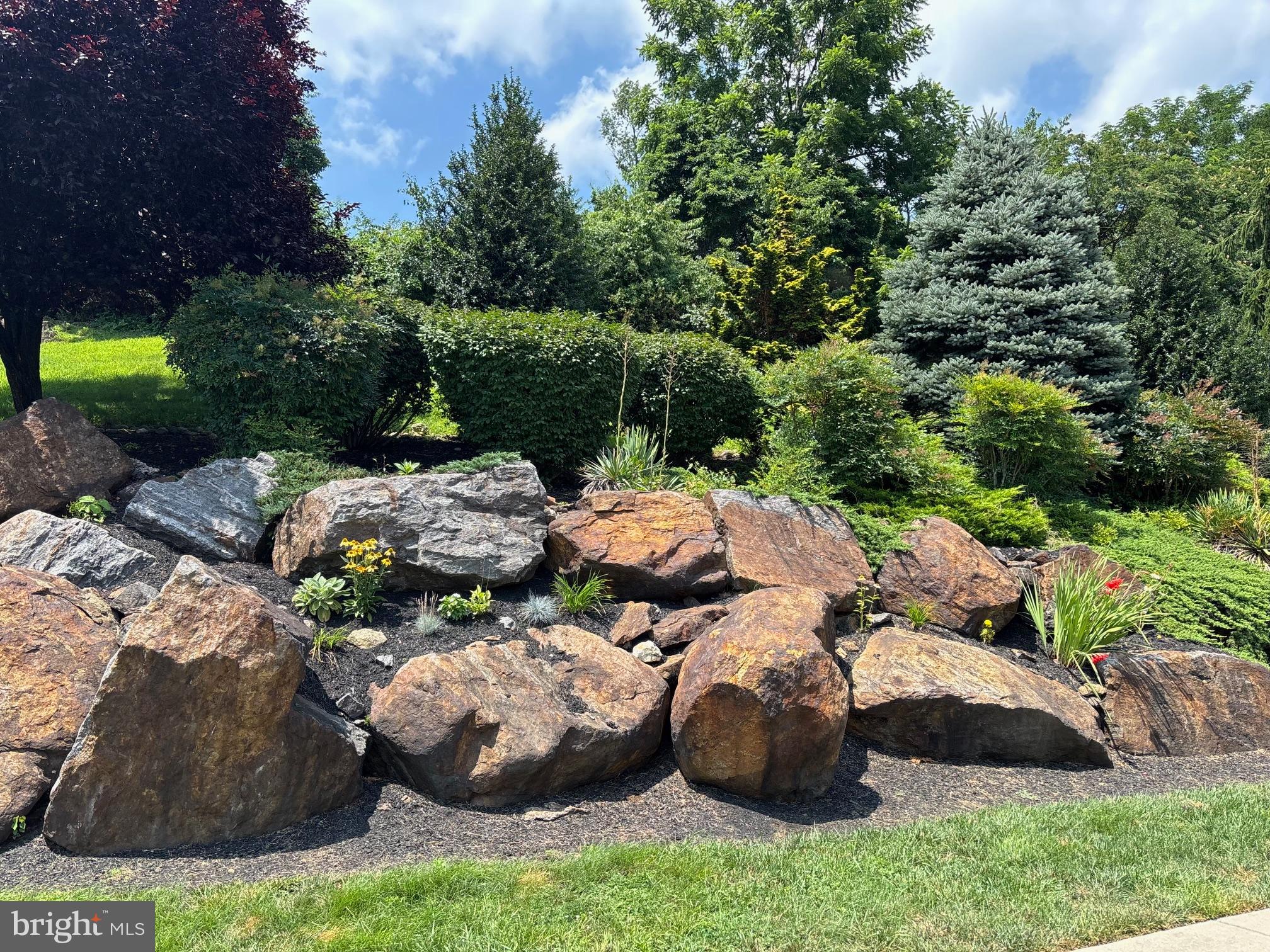 SPRING VALLEY ESTATE - Residential