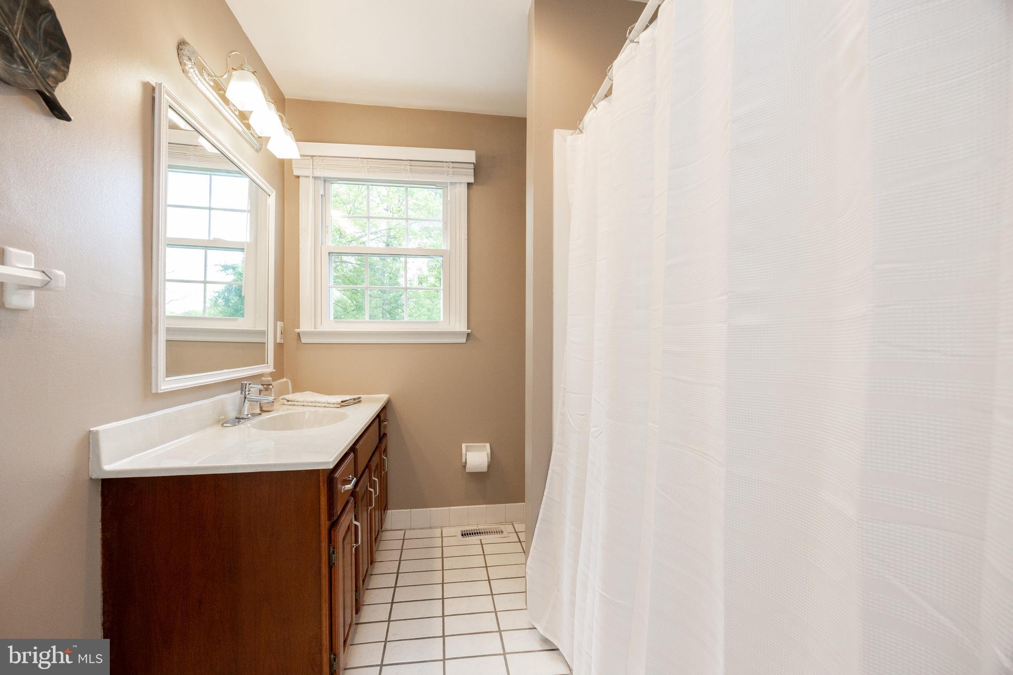 DEERFIELD KNOLL - Residential