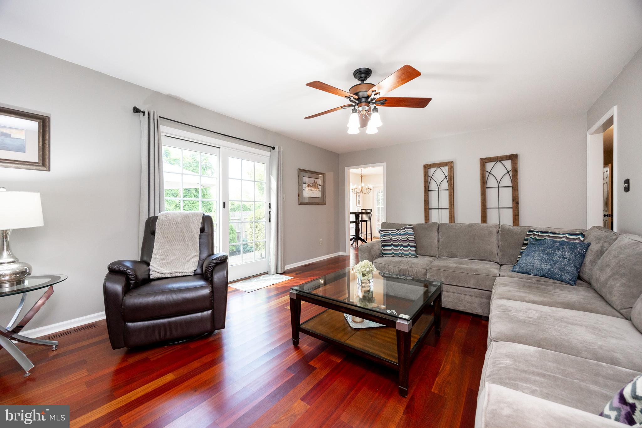 DEERFIELD KNOLL - Residential