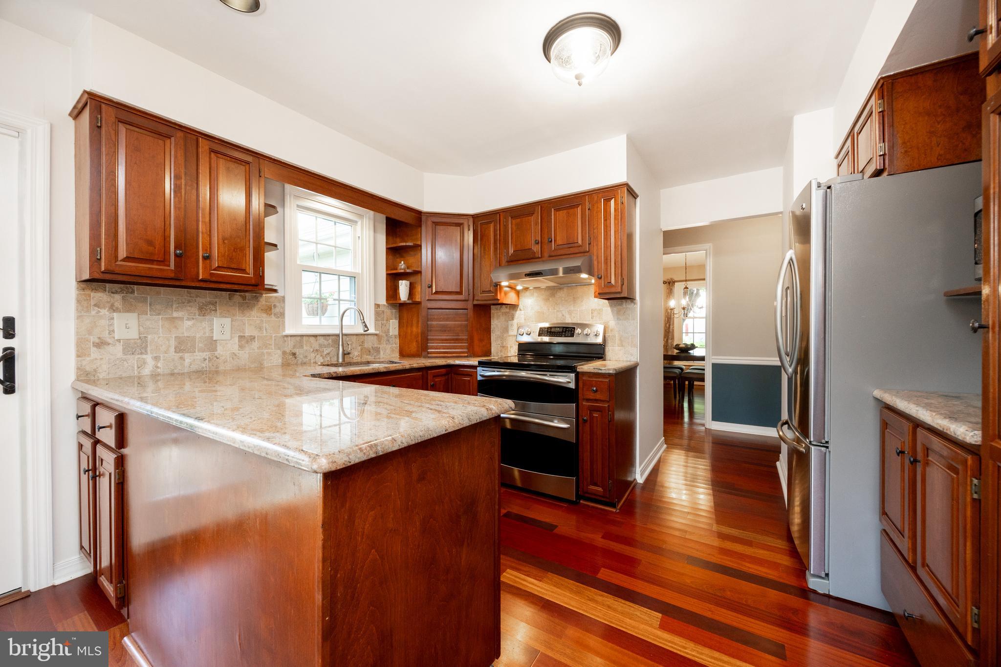 DEERFIELD KNOLL - Residential