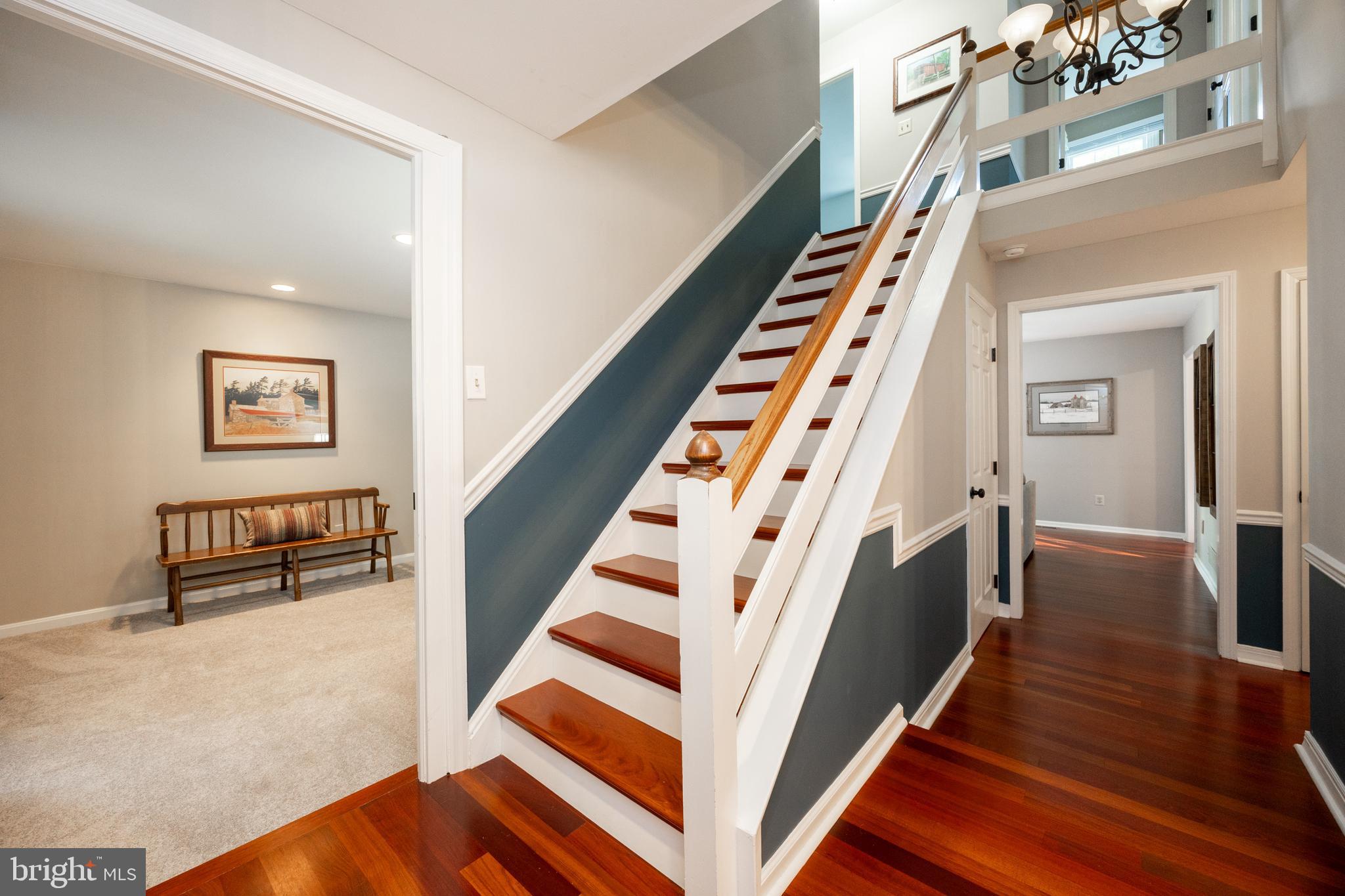 DEERFIELD KNOLL - Residential