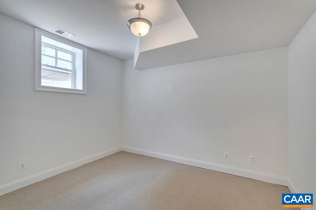 OLD TRAIL - Residential