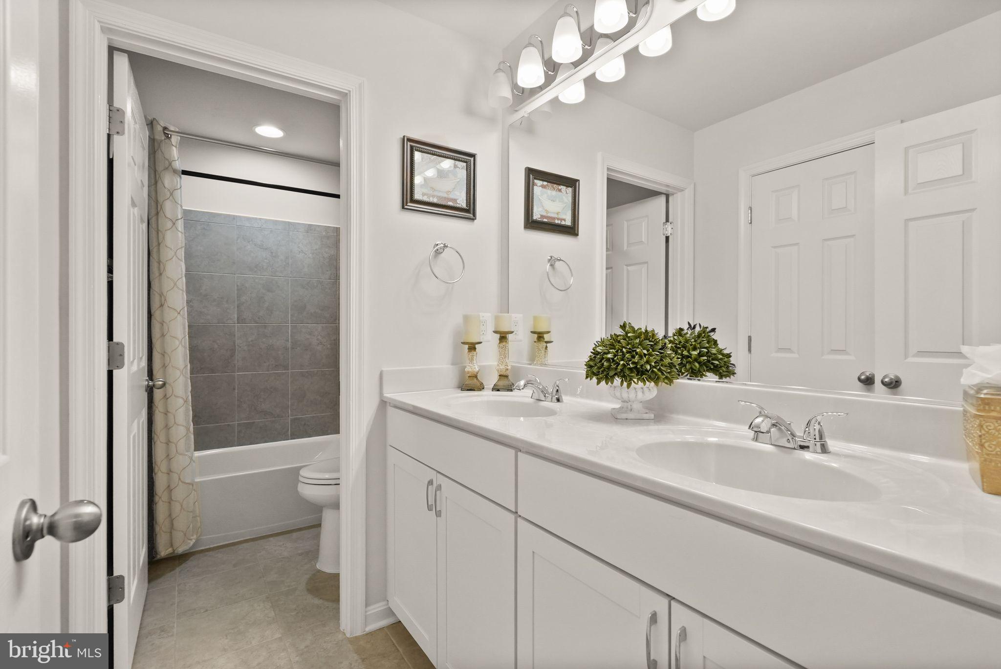 VILLAGES OF PIEDMONT II - Residential