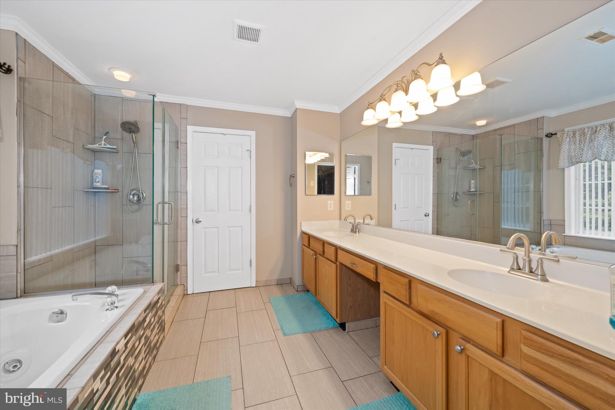 CRICKLEWOOD - Residential