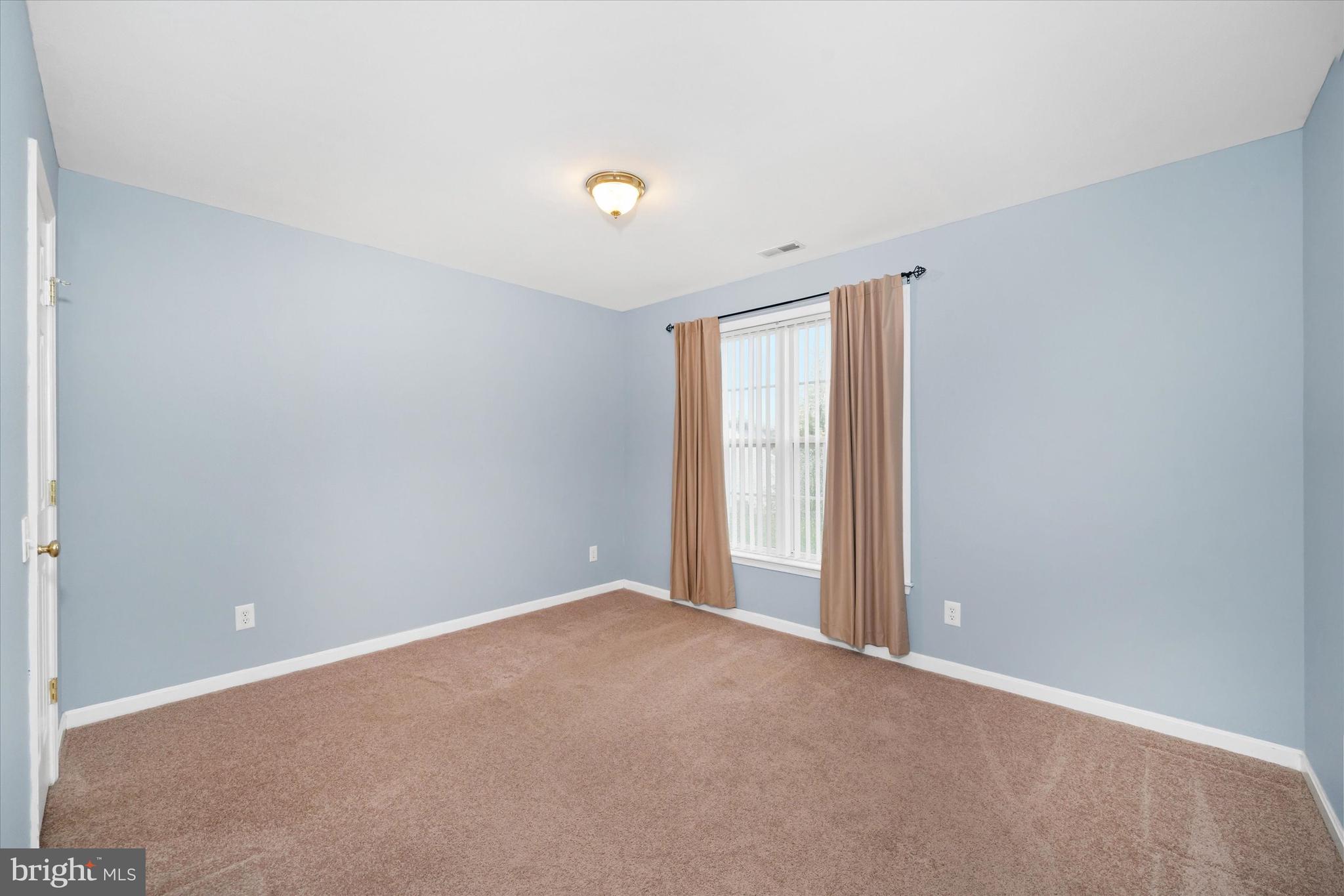 CRICKLEWOOD - Residential