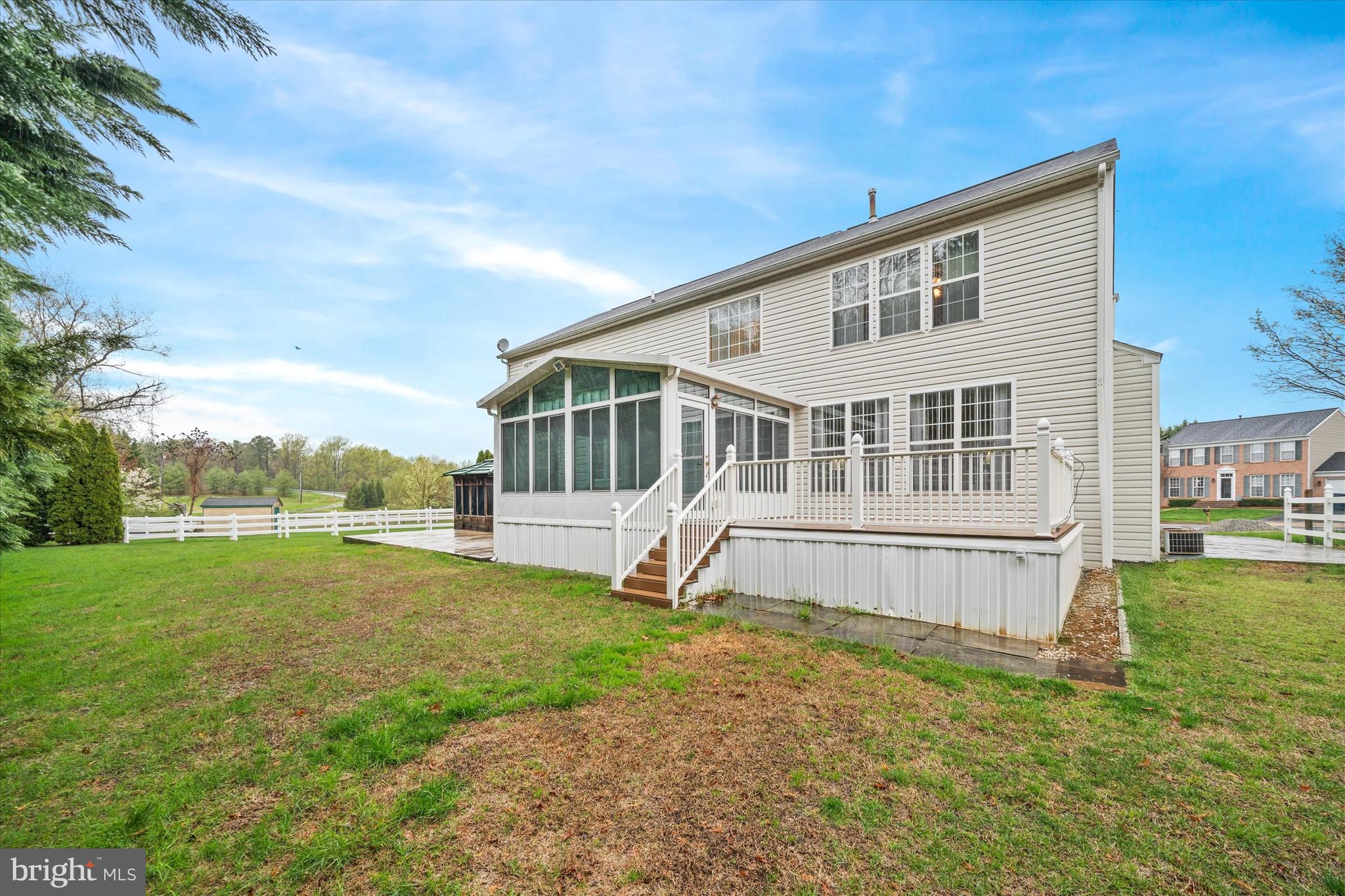 CRICKLEWOOD - Residential