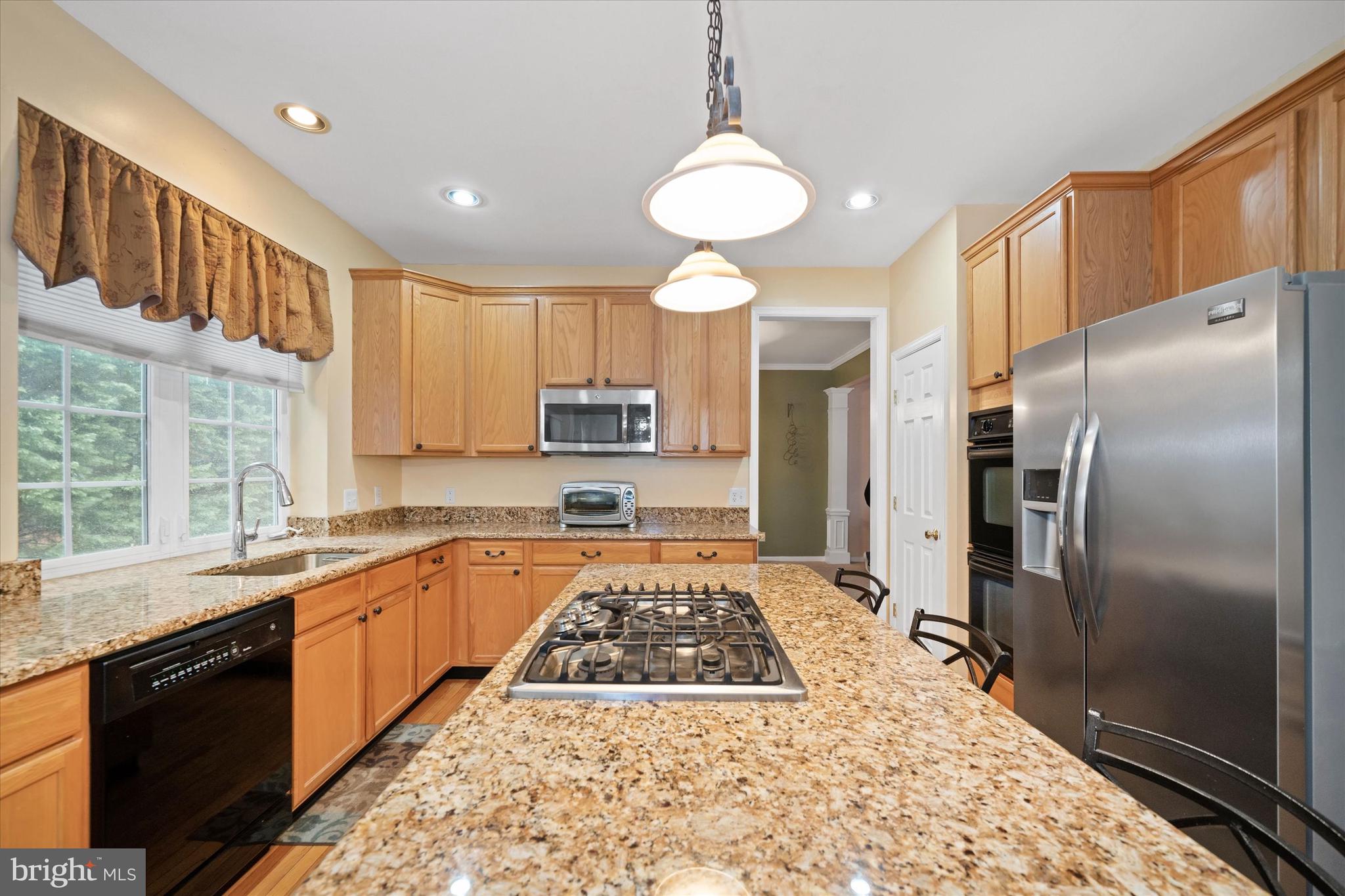 CRICKLEWOOD - Residential