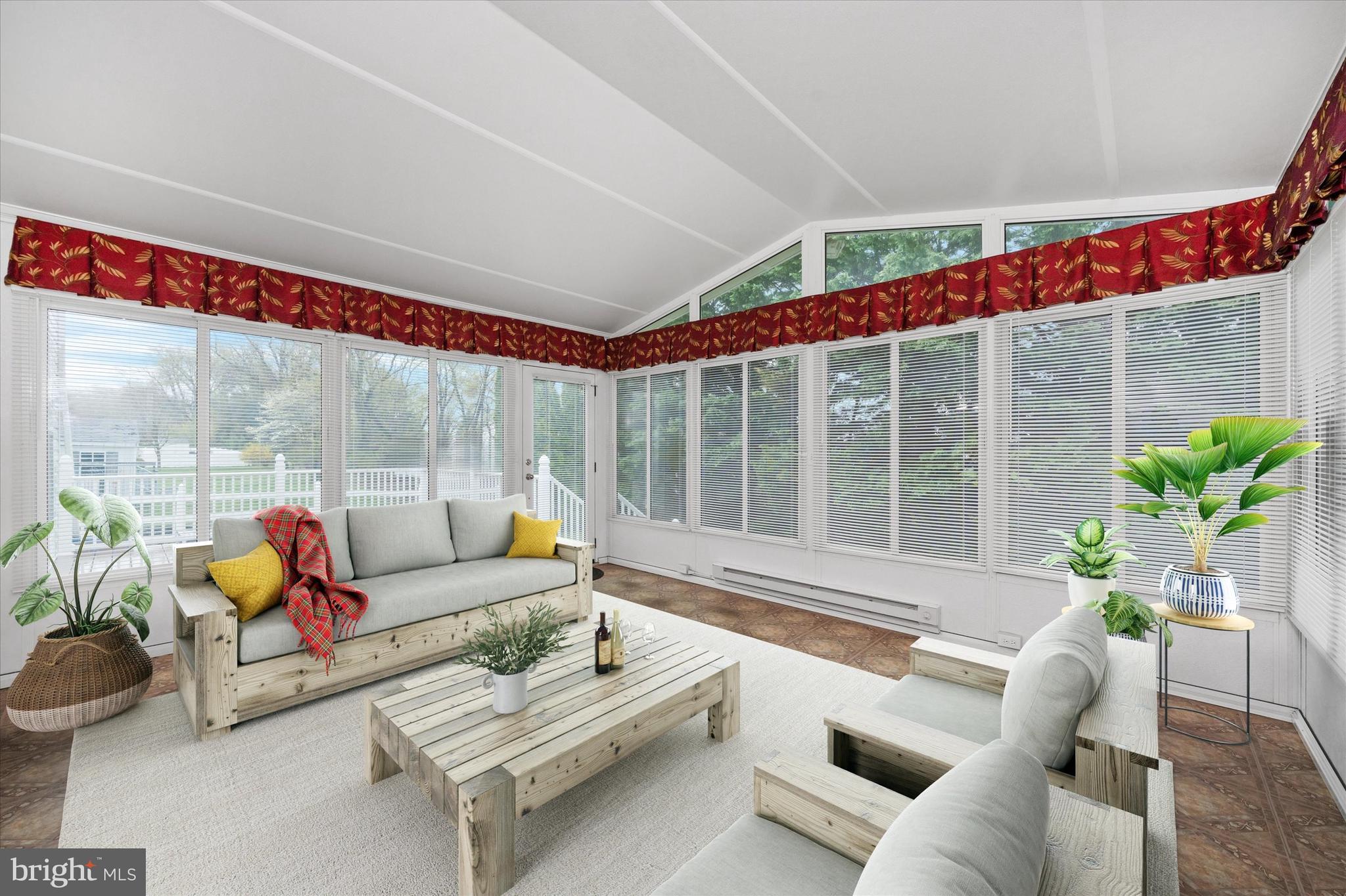 CRICKLEWOOD - Residential