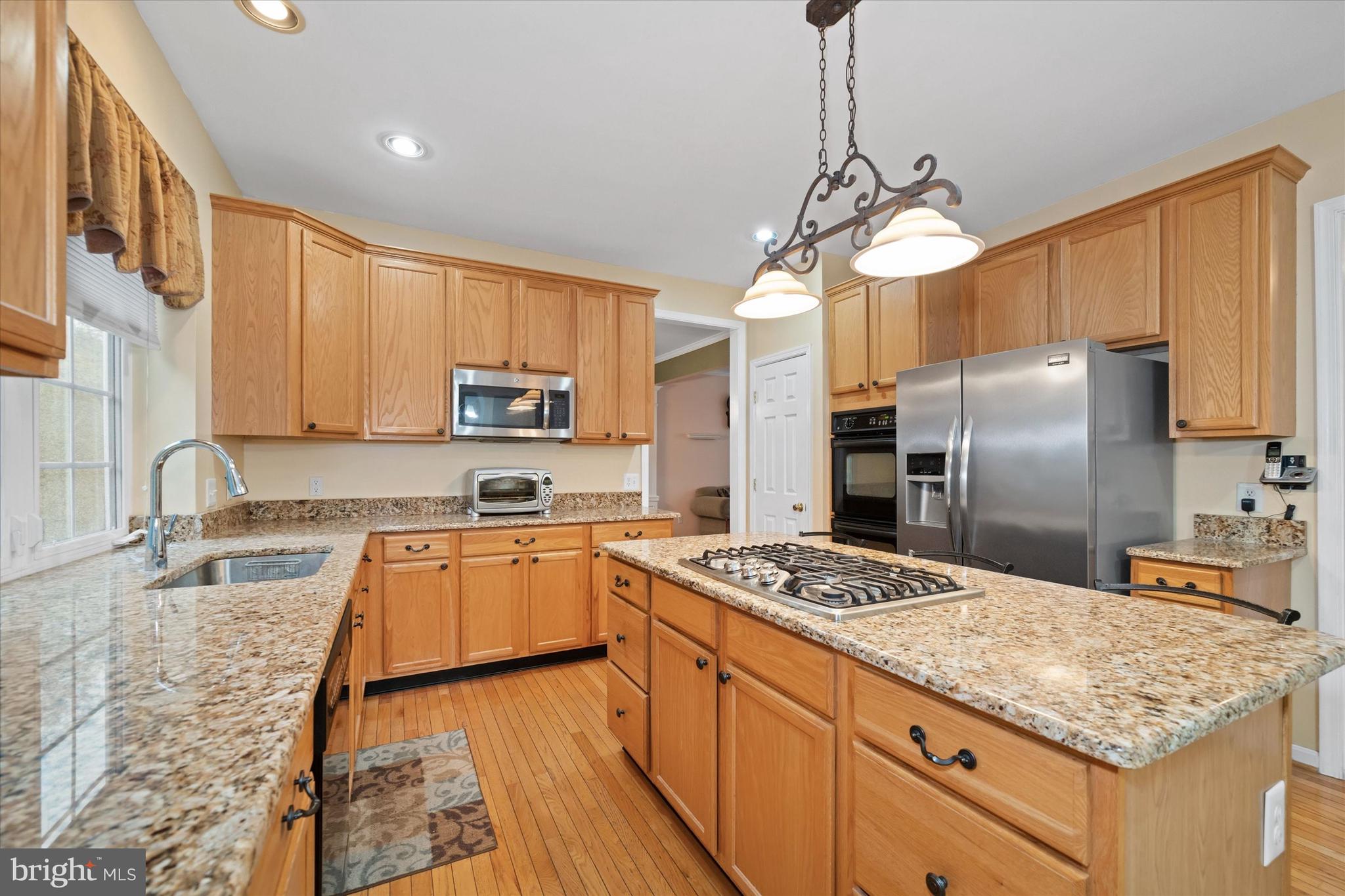 CRICKLEWOOD - Residential