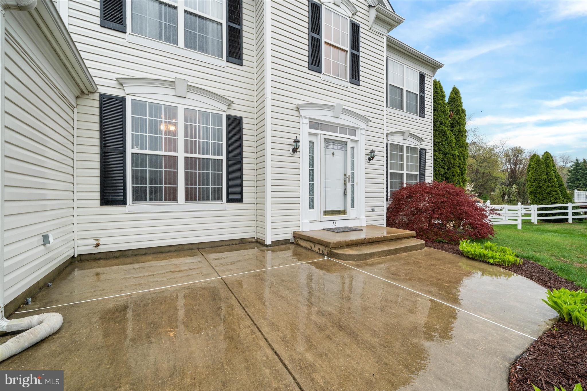 CRICKLEWOOD - Residential