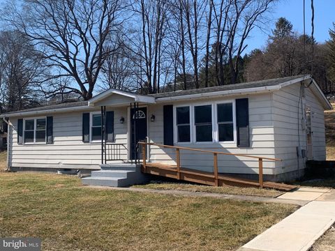 Homes For Sale - 26233 Great Cove<br/> Fulton County, MC CONNELLSBURG, PA 17233