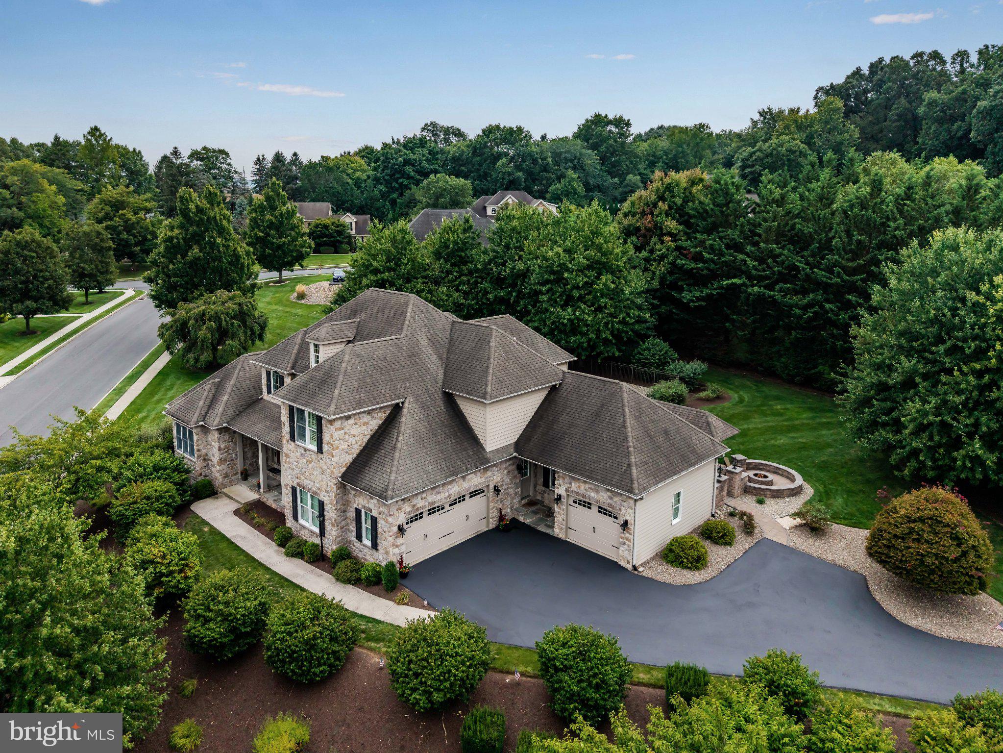 5103 MAPLE LEAF COURT