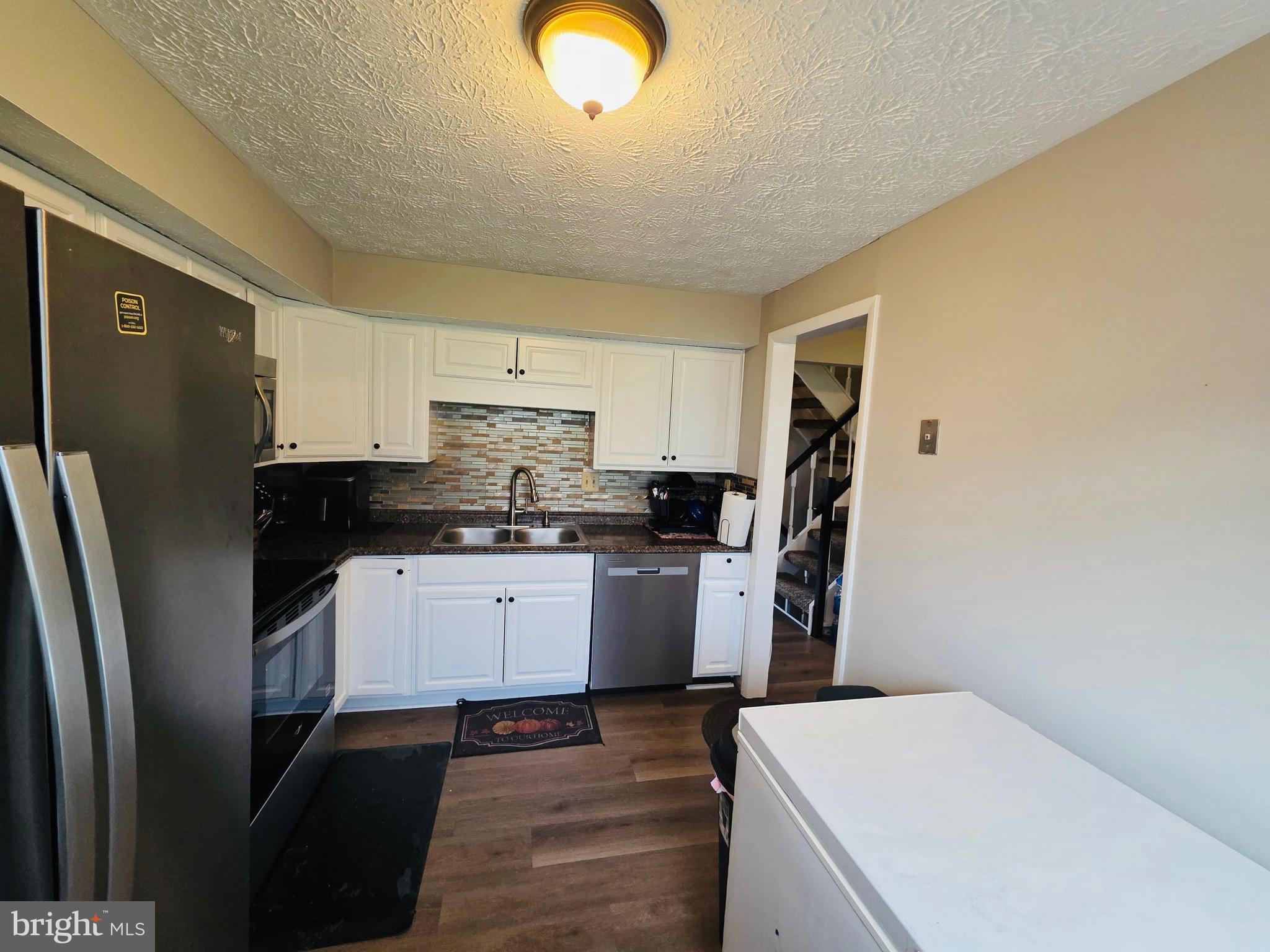 WILLOW HILLS - Residential