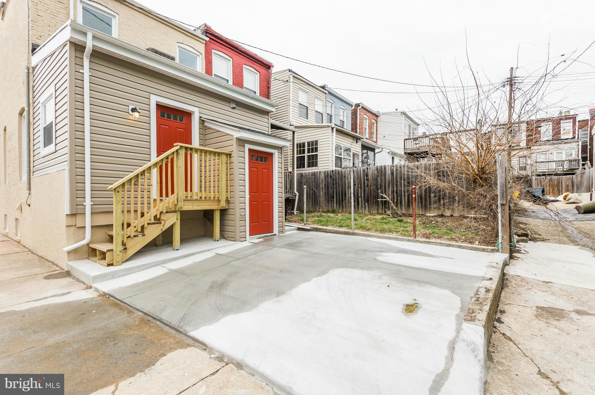 HAMPDEN HISTORIC DISTRICT - Residential