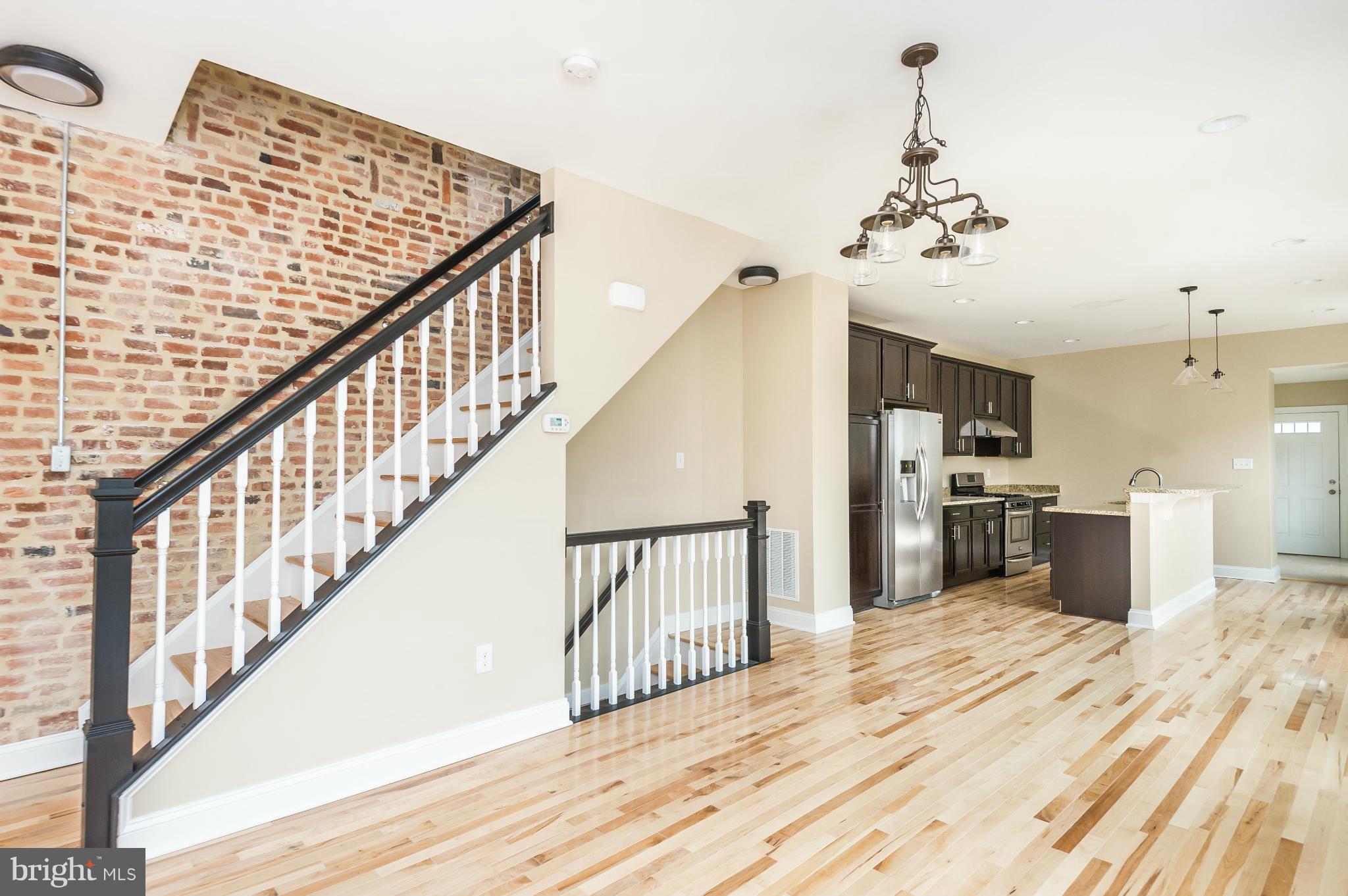 HAMPDEN HISTORIC DISTRICT - Residential