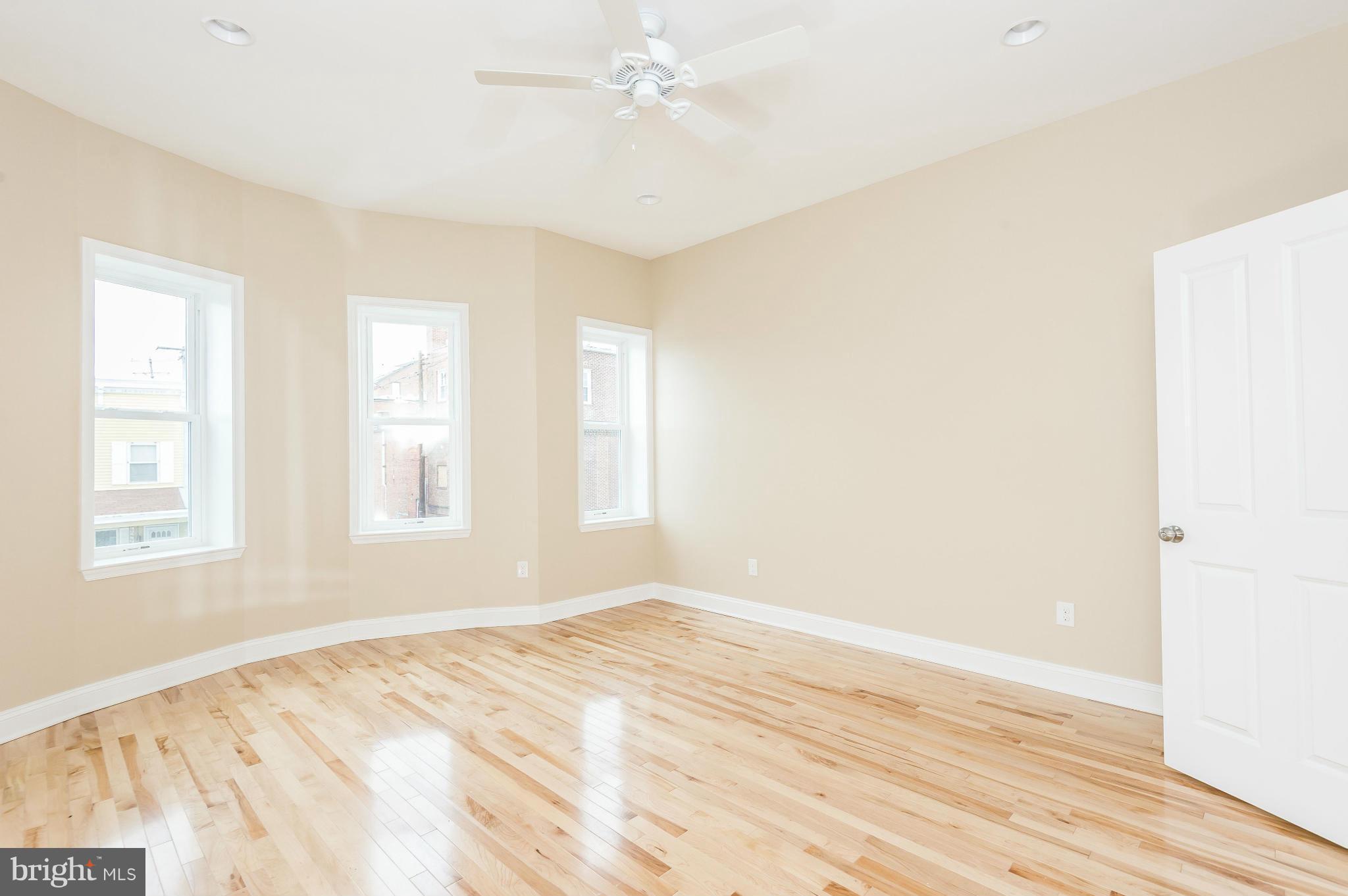 HAMPDEN HISTORIC DISTRICT - Residential