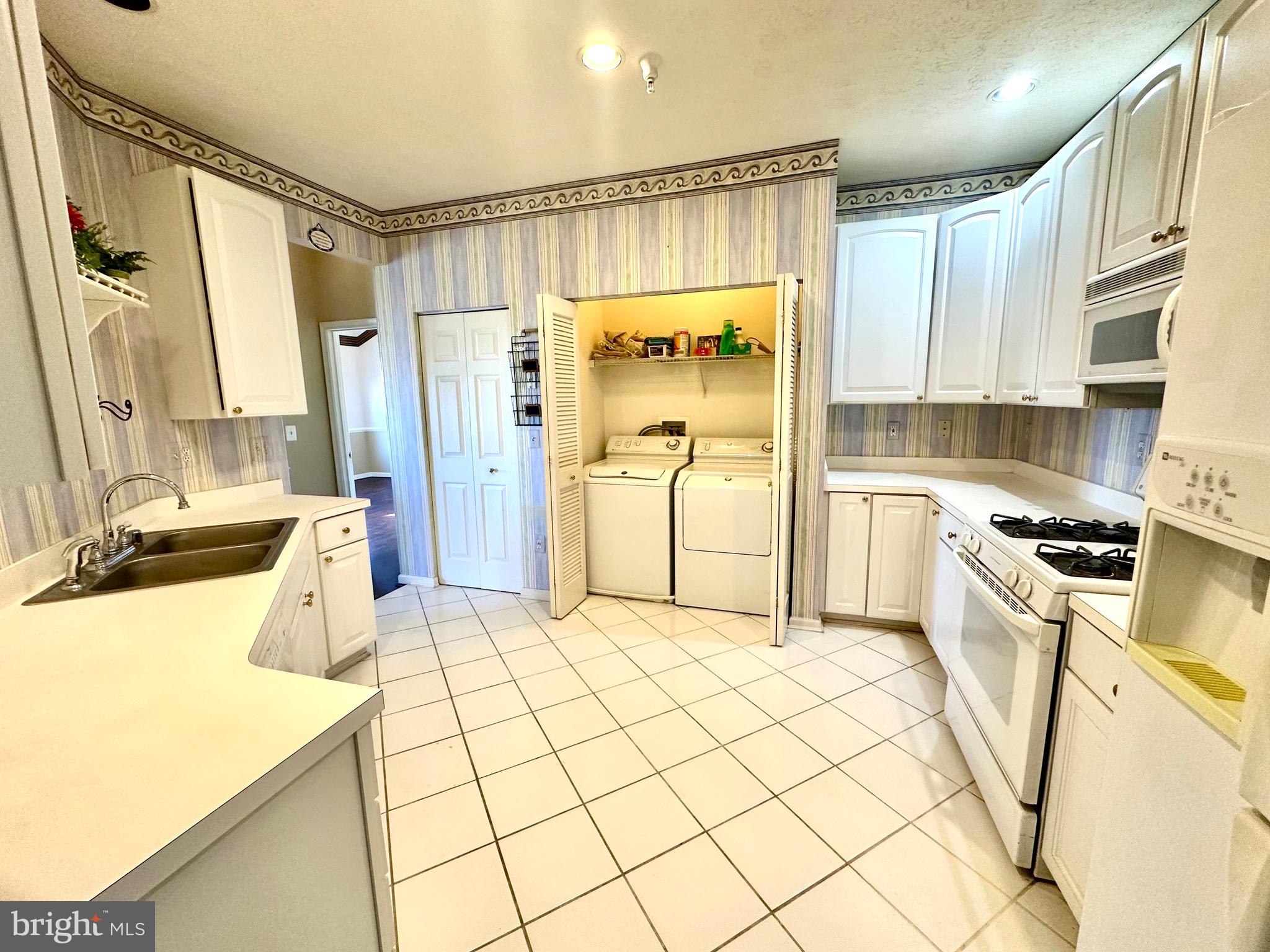 WHITE MARSH - Residential