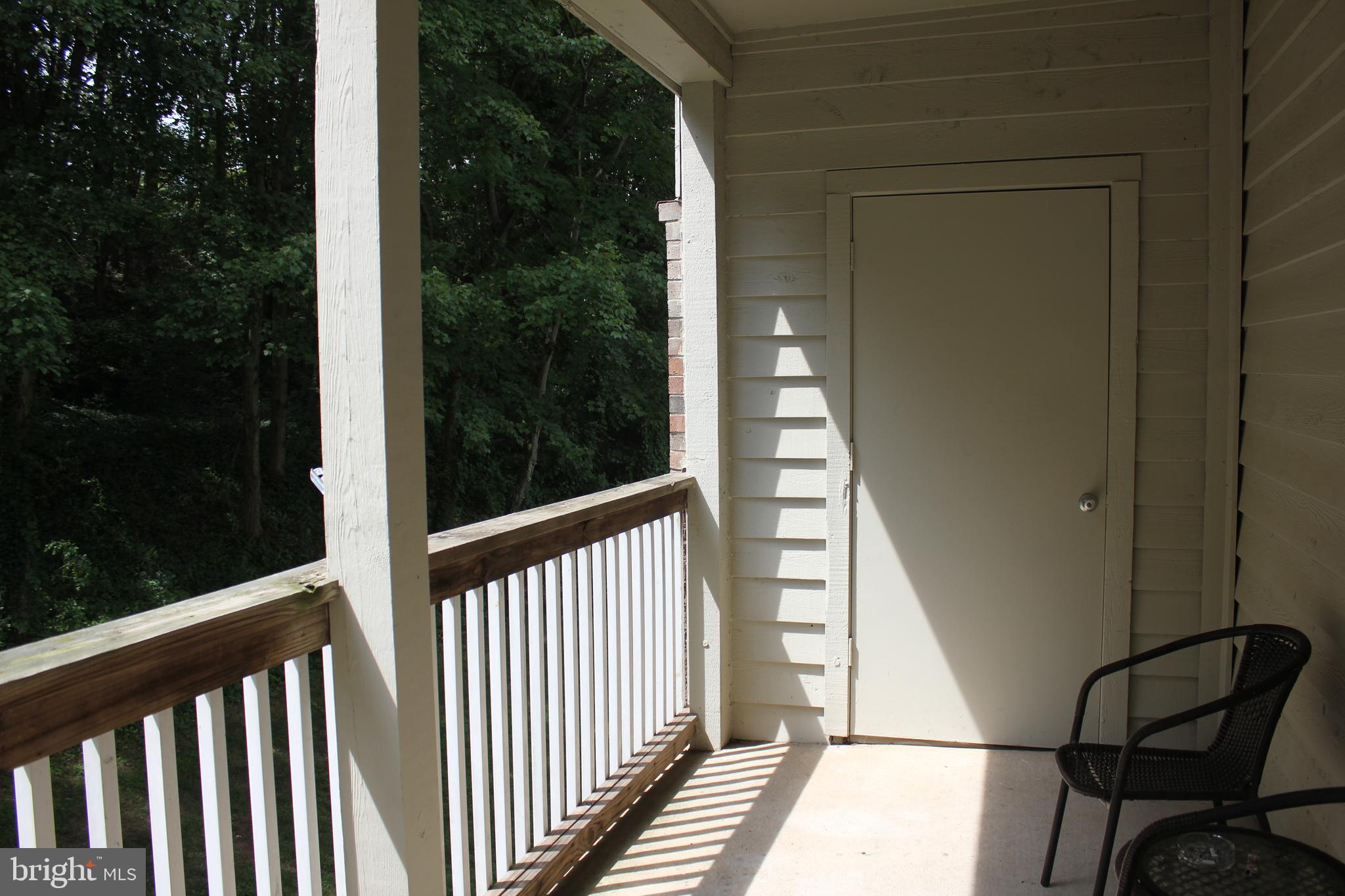 PENDERBROOK SQUARE CONDOMINIUMS - Residential Lease