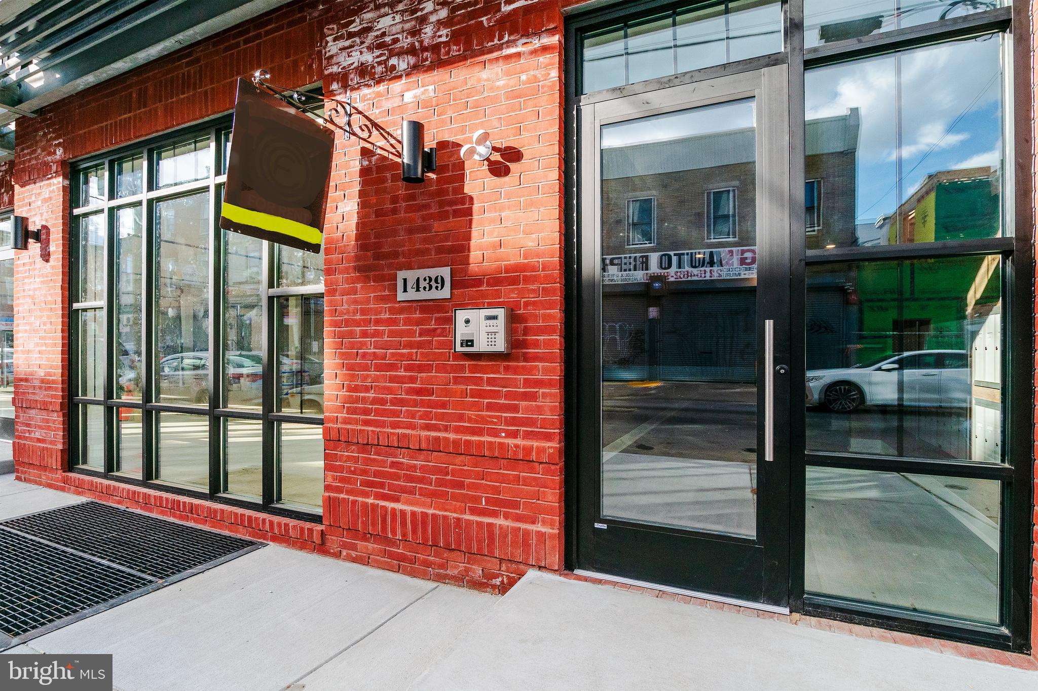 POINT BREEZE - Residential Lease