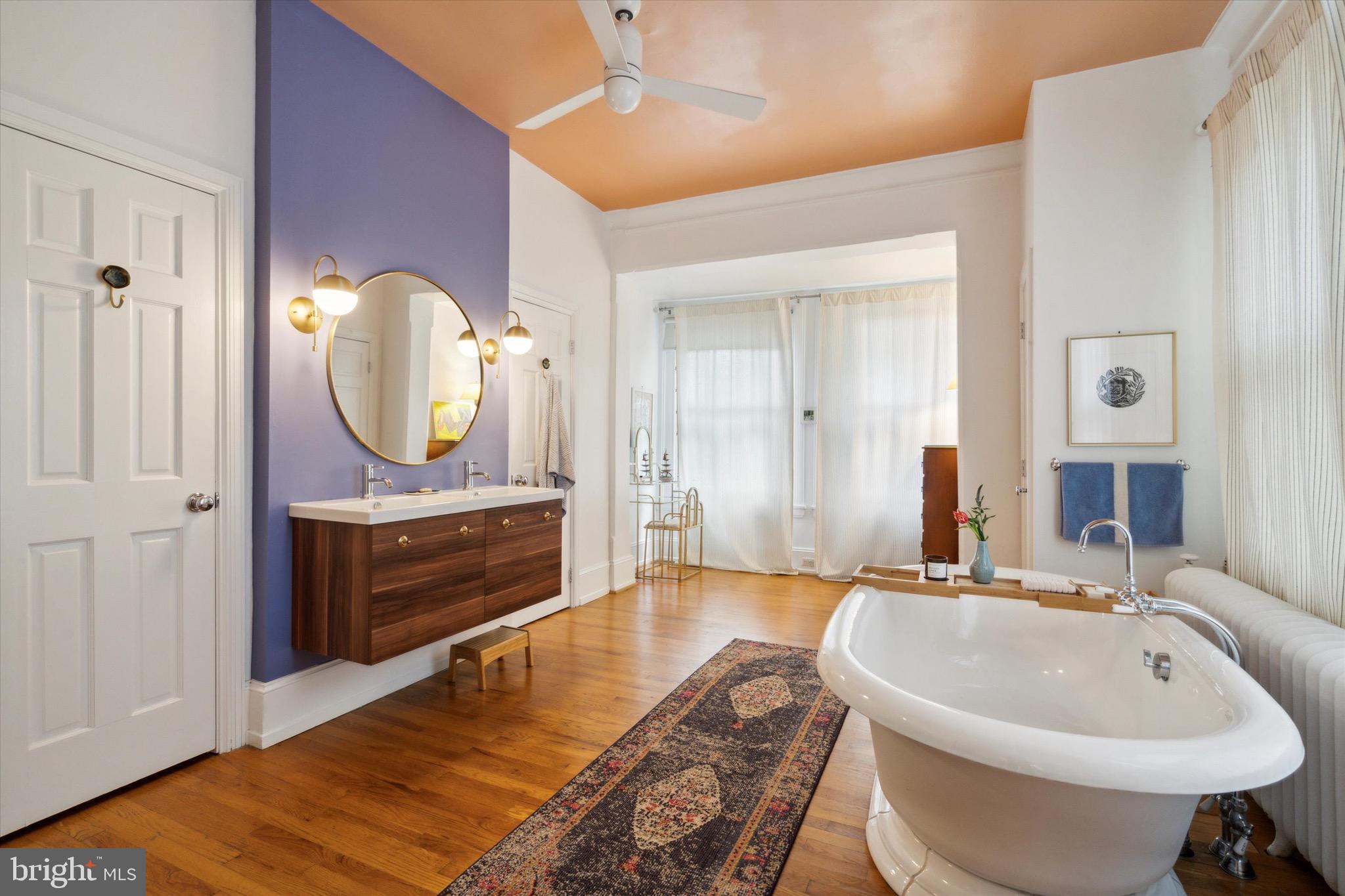 SPRUCE HILL - Residential