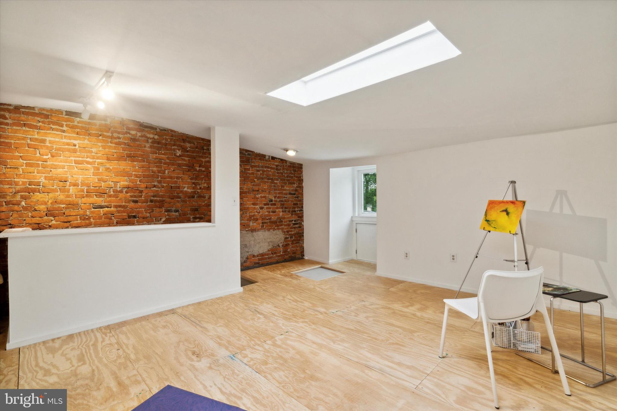 SPRUCE HILL - Residential