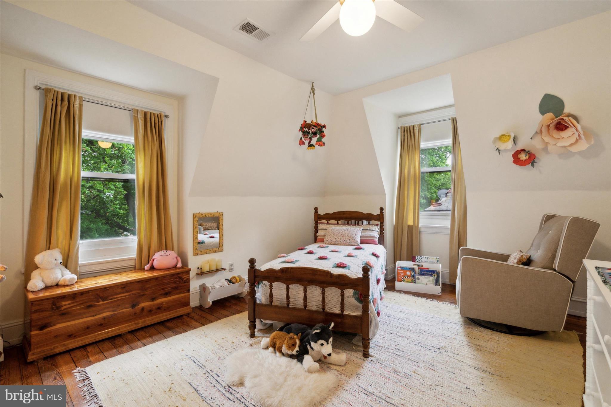 SPRUCE HILL - Residential