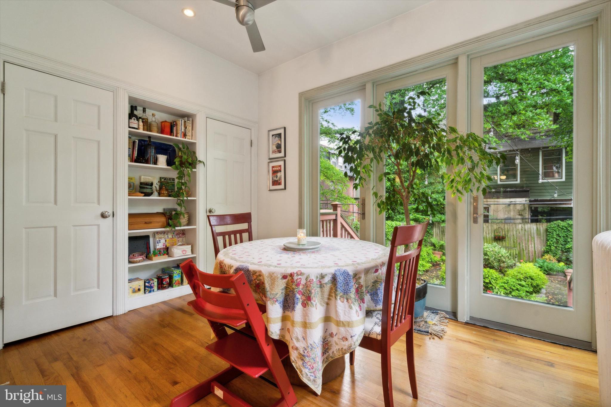 SPRUCE HILL - Residential