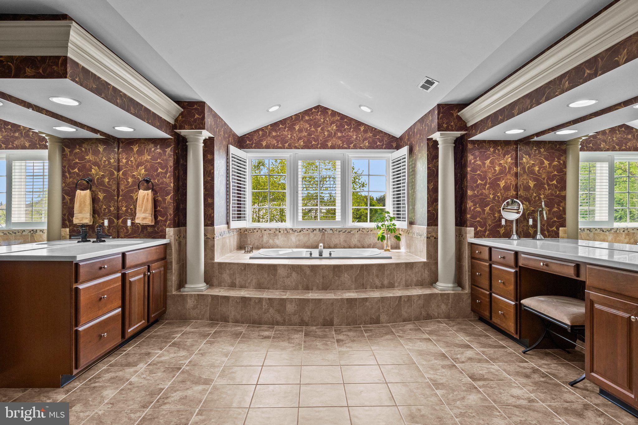 SYMPHONY AT SOLEBURY - Residential