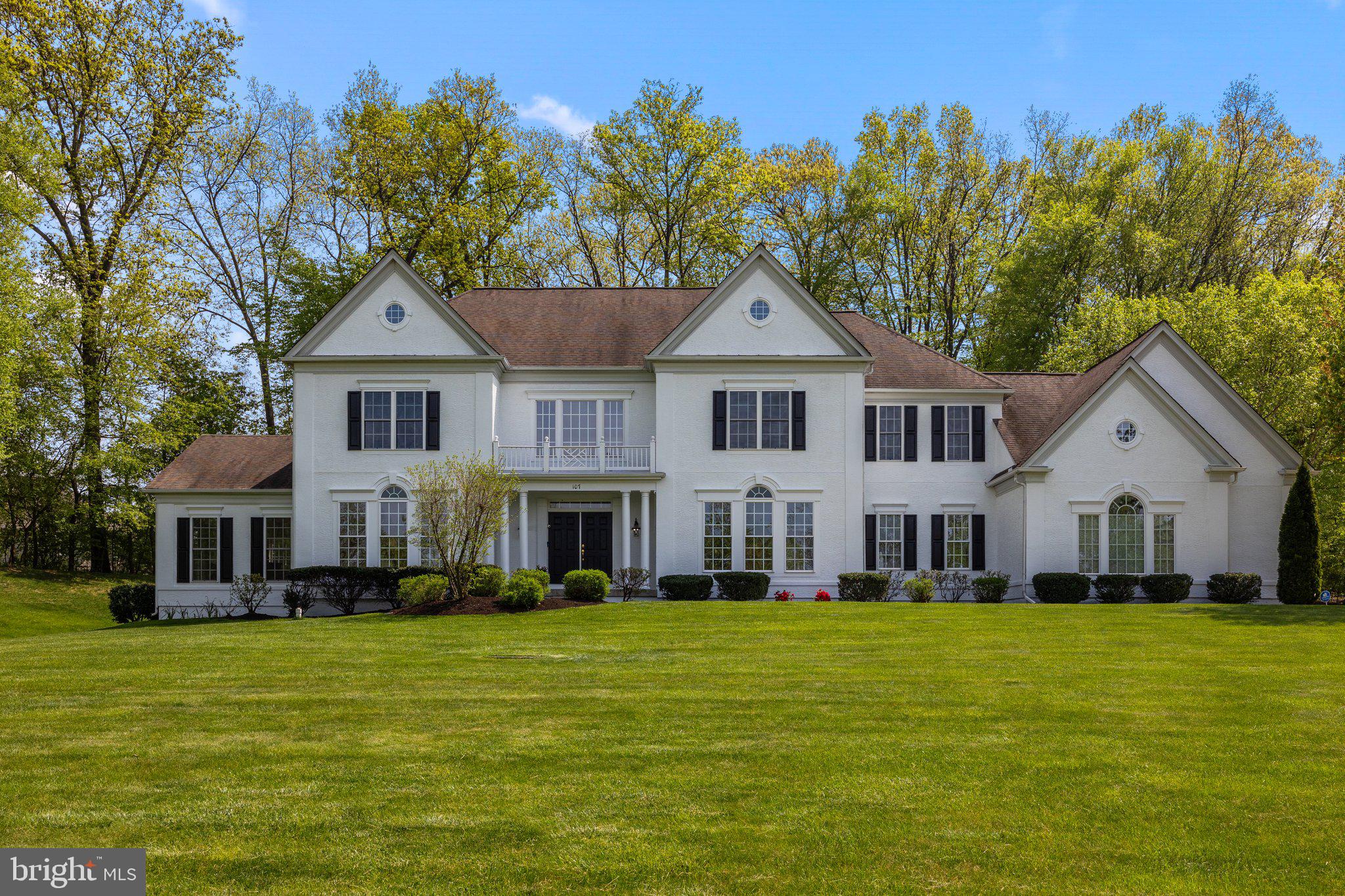SYMPHONY AT SOLEBURY - Residential