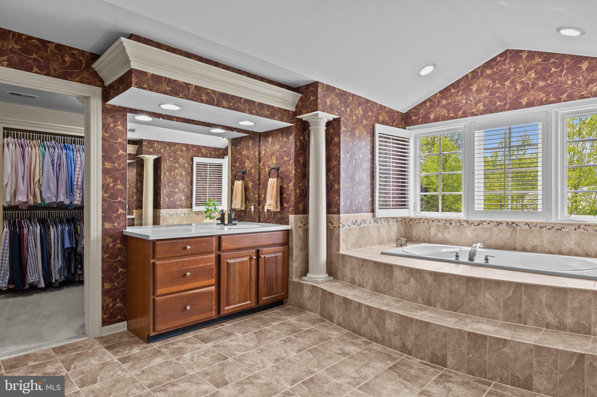 SYMPHONY AT SOLEBURY - Residential