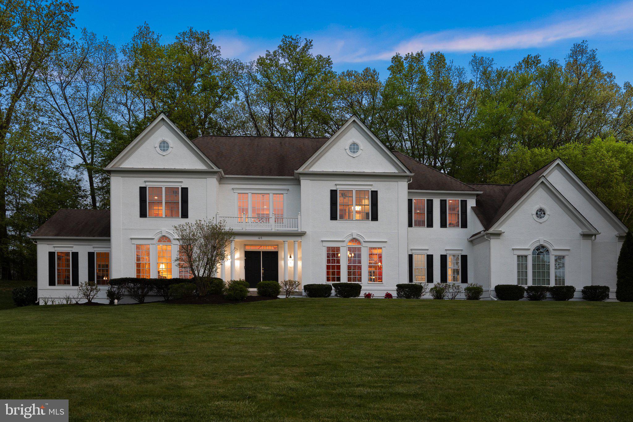 SYMPHONY AT SOLEBURY - Residential