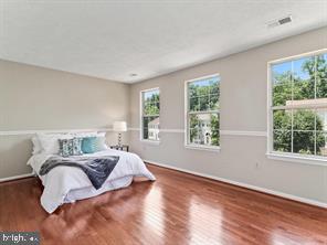 VALLEY STREAM ESTATES - Residential