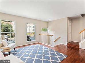 VALLEY STREAM ESTATES - Residential