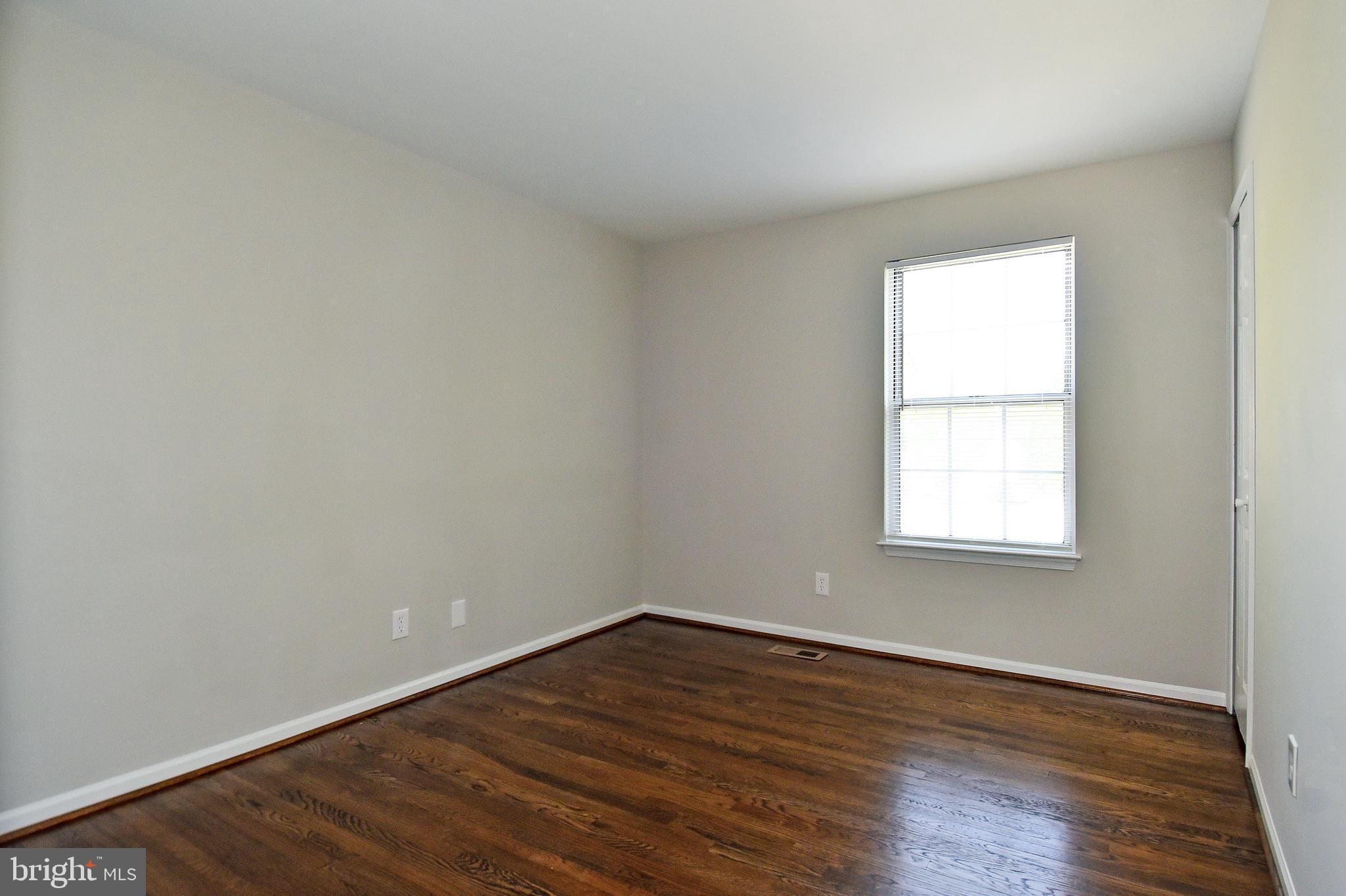 TWIN OAKS FARM - Residential