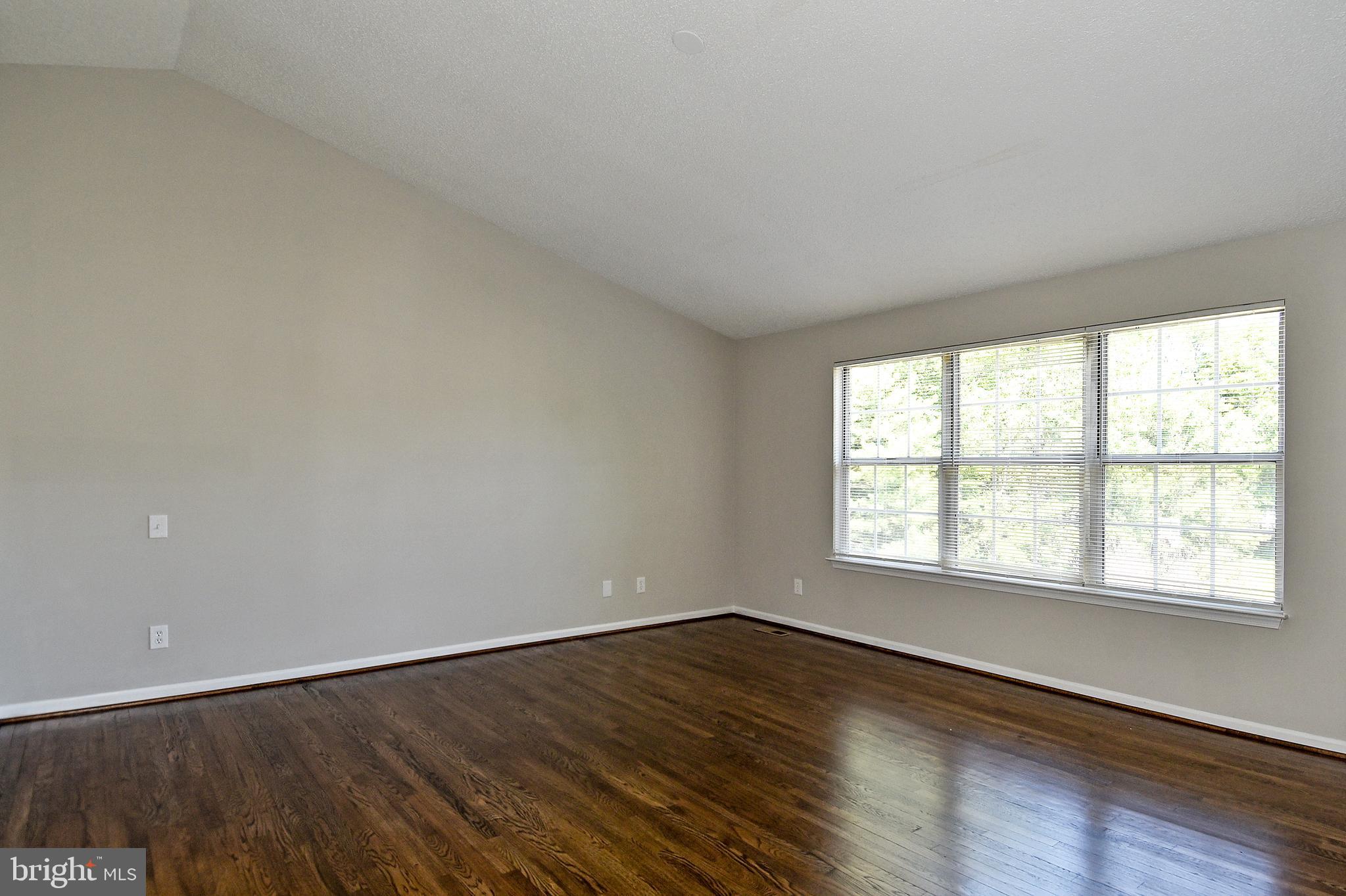 TWIN OAKS FARM - Residential