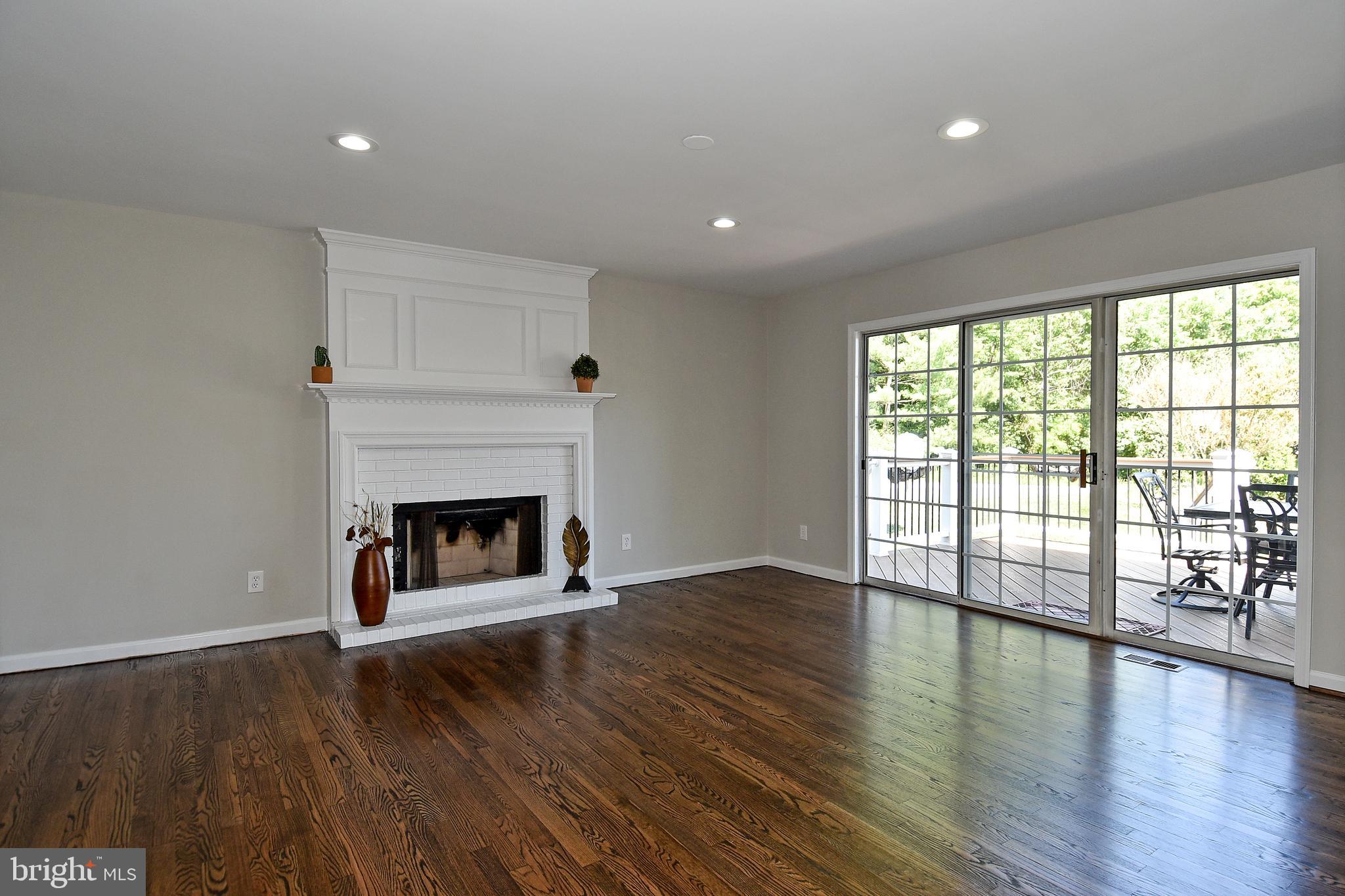 TWIN OAKS FARM - Residential