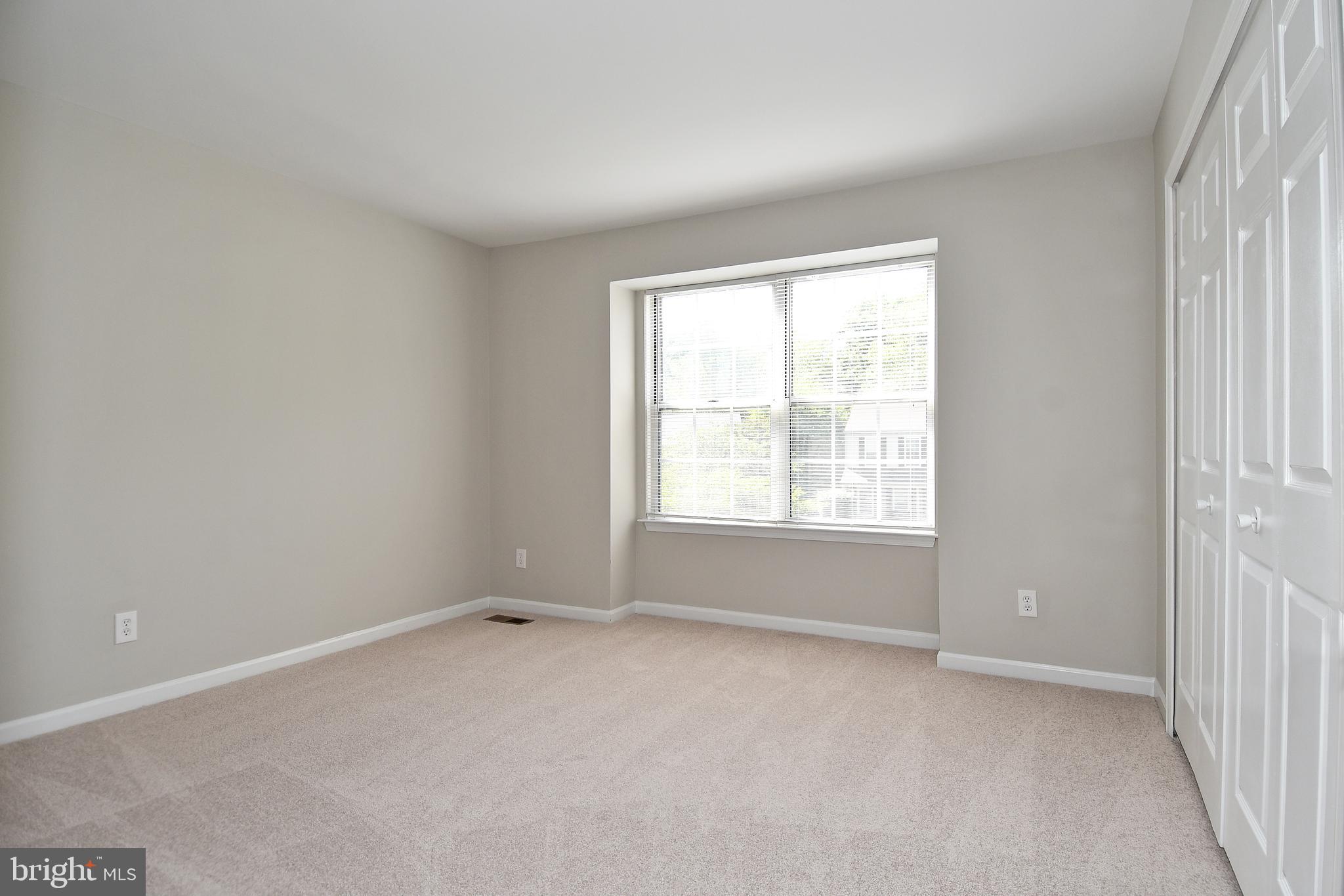 TWIN OAKS FARM - Residential