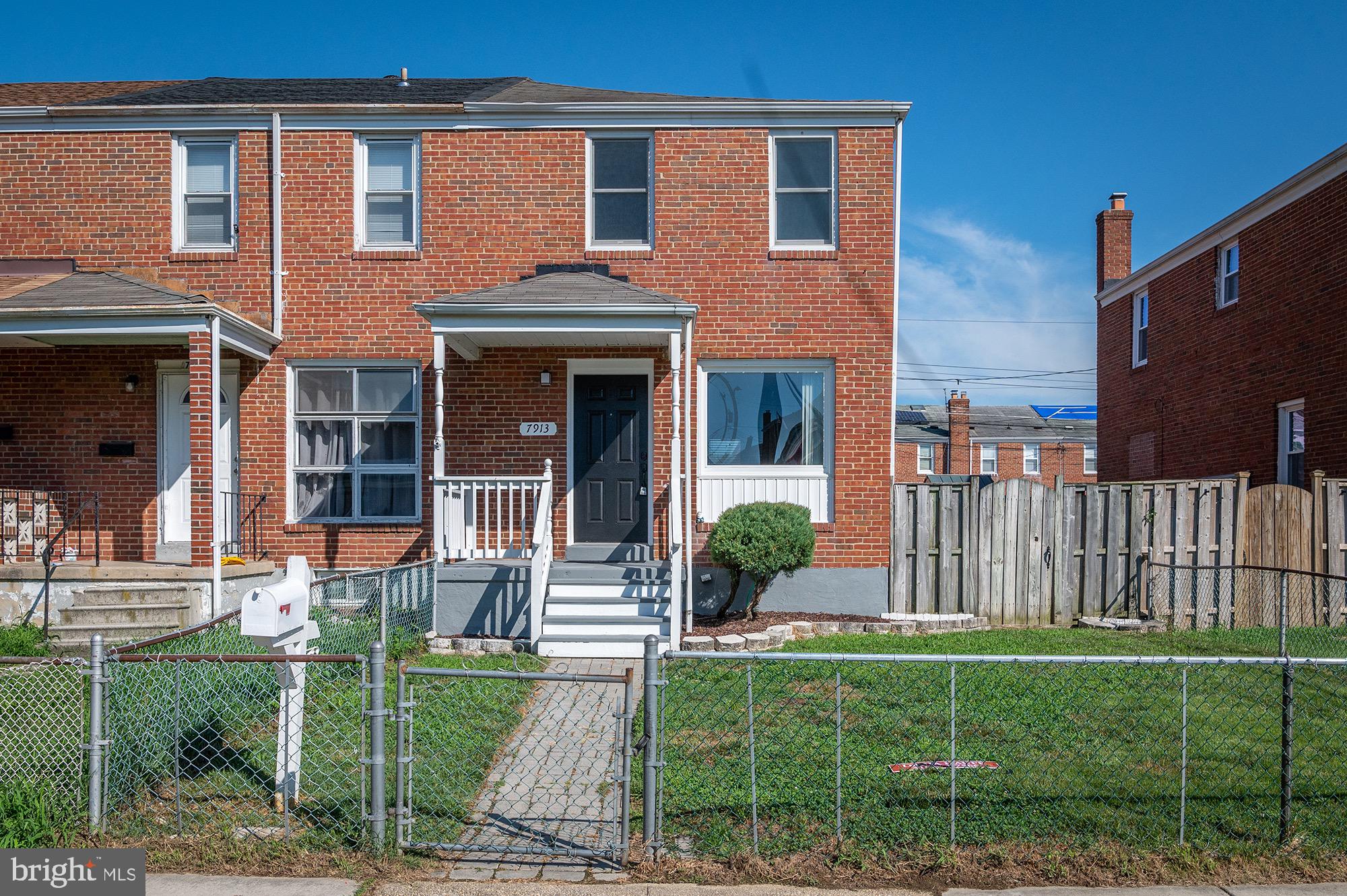 NORTH POINT VILLAGE - Residential