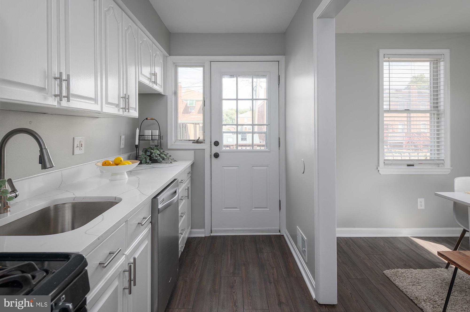 NORTH POINT VILLAGE - Residential