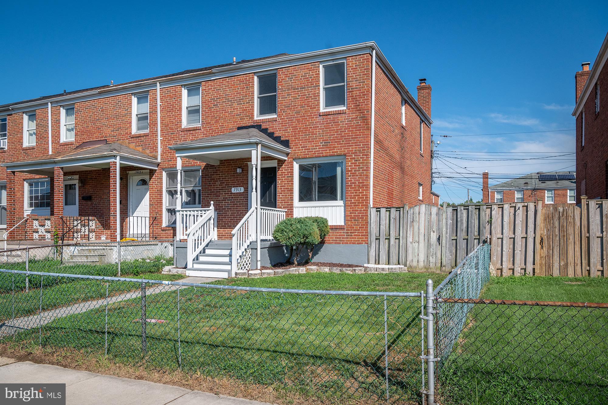 NORTH POINT VILLAGE - Residential