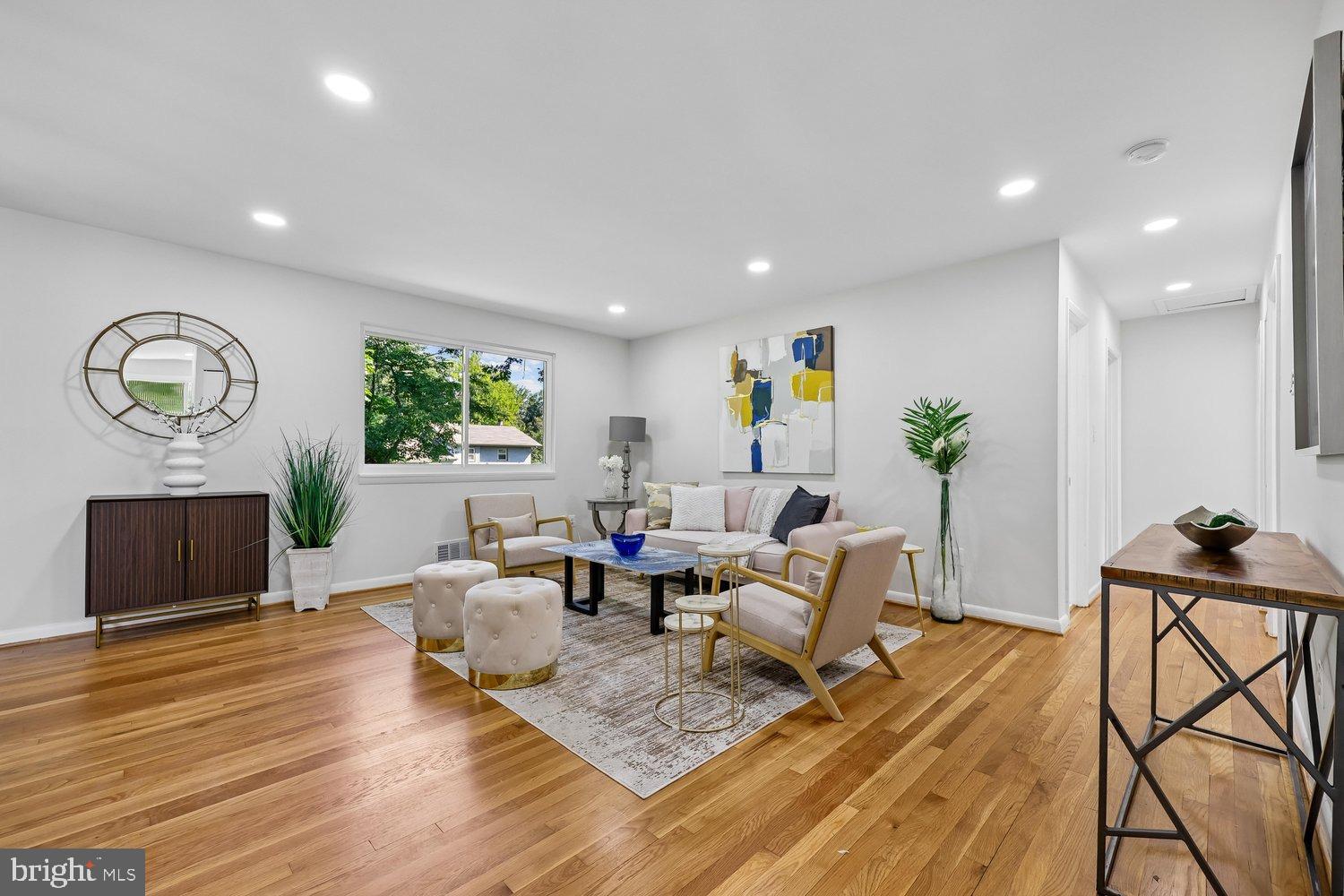 901 MALTA LANE