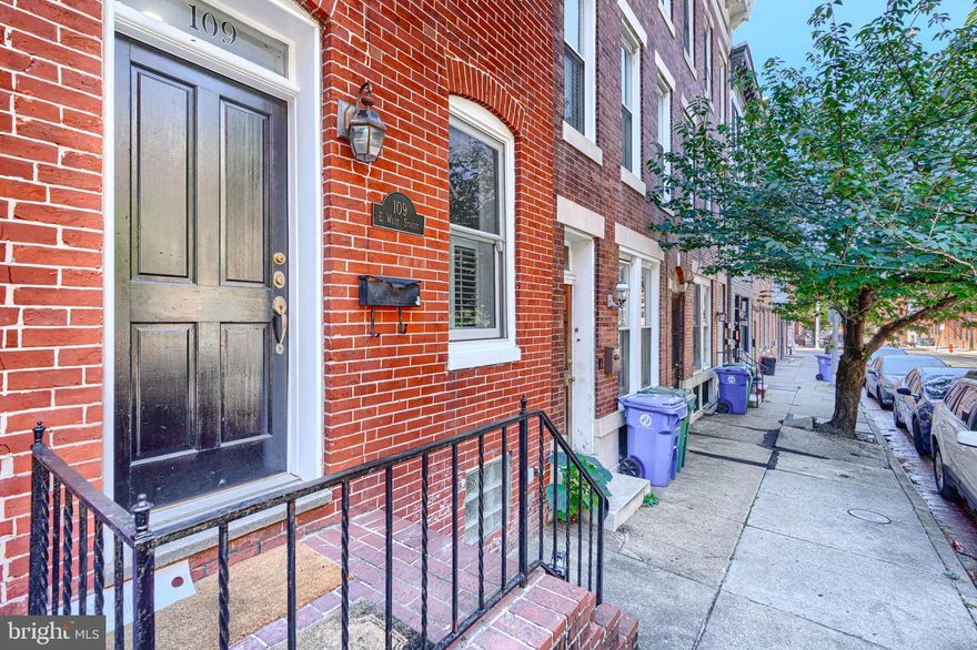 Welcome to 109 East West Street, a charming gem nestled in the heart of Baltimore's vibrant scene. This spacious 2,663 square foot home offers three above-grade bedrooms and 3.5 bathrooms, providing ample space for comfort and living. Step inside to find gleaming hardwood floors throughout, adding a touch of elegance and warmth to every room.
The highlight of this home is the fully finished basement, which is perfect for a fourth bedroom or a versatile living space. Enjoy the convenience of having a washer and dryer in-unit, and stay cool with central air conditioning.
Location is key, and this property boasts a superb spot close to the Cross Street Market, putting you in the center of all the action. Plus, if parking is a concern, you'll find parking garages nearby to meet your needs.
Experience the perfect blend of historic charm and modern amenities in this delightful Baltimore townhouse. Don't miss the chance to make this your new home!