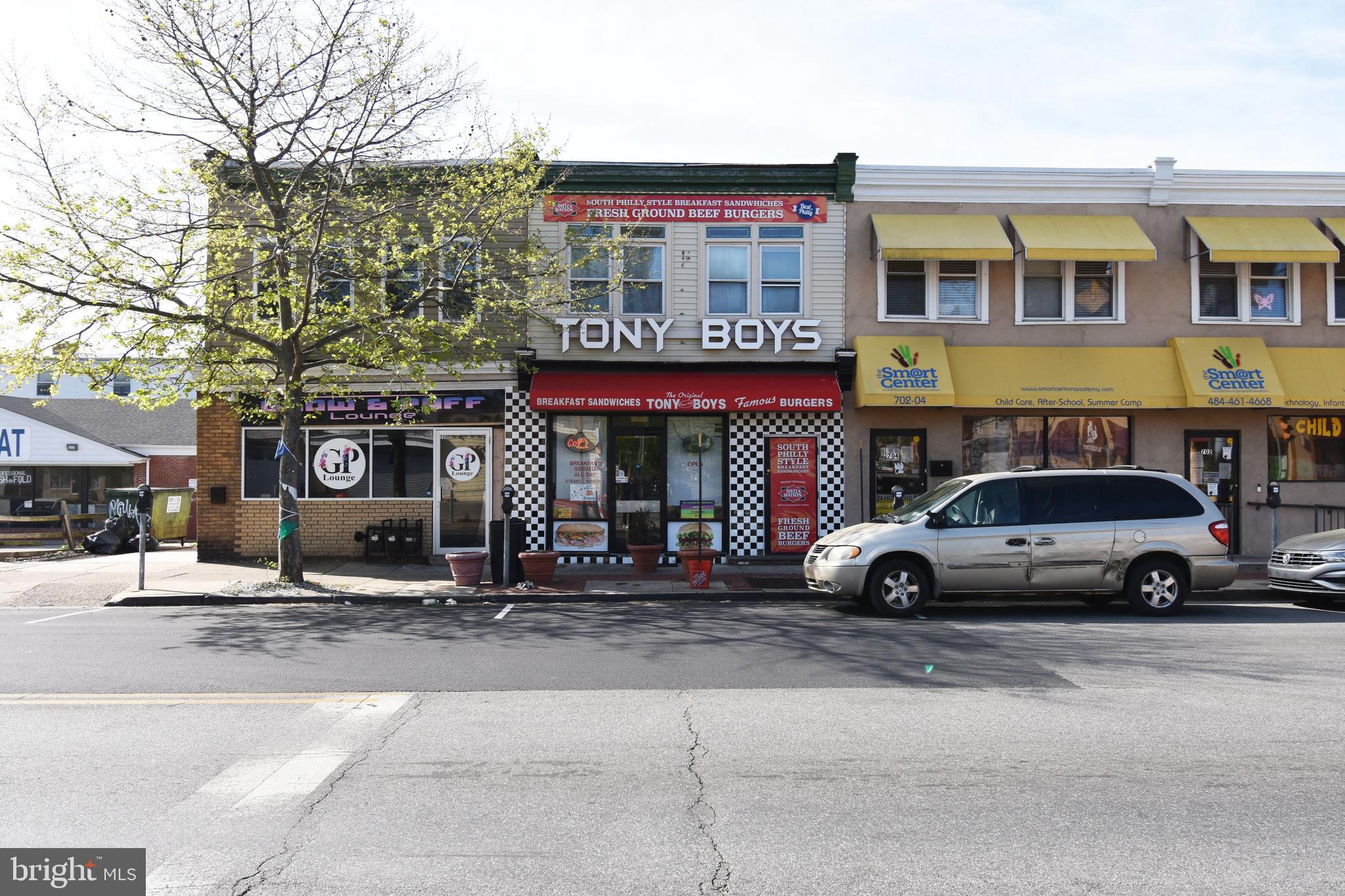 Mixed-use investment opportunity on the well established Baltimore Avenue business corridor. The property consists of a first floor commercial space that is currently set up as a breakfast cafe and a 2 bed, 1 bath apartment on the second floor. Both units are rented out through the end of 2025. Great investment opportunity in a high traffic, commercial district of the Lansdowne Borough. Schedule your showing today!
