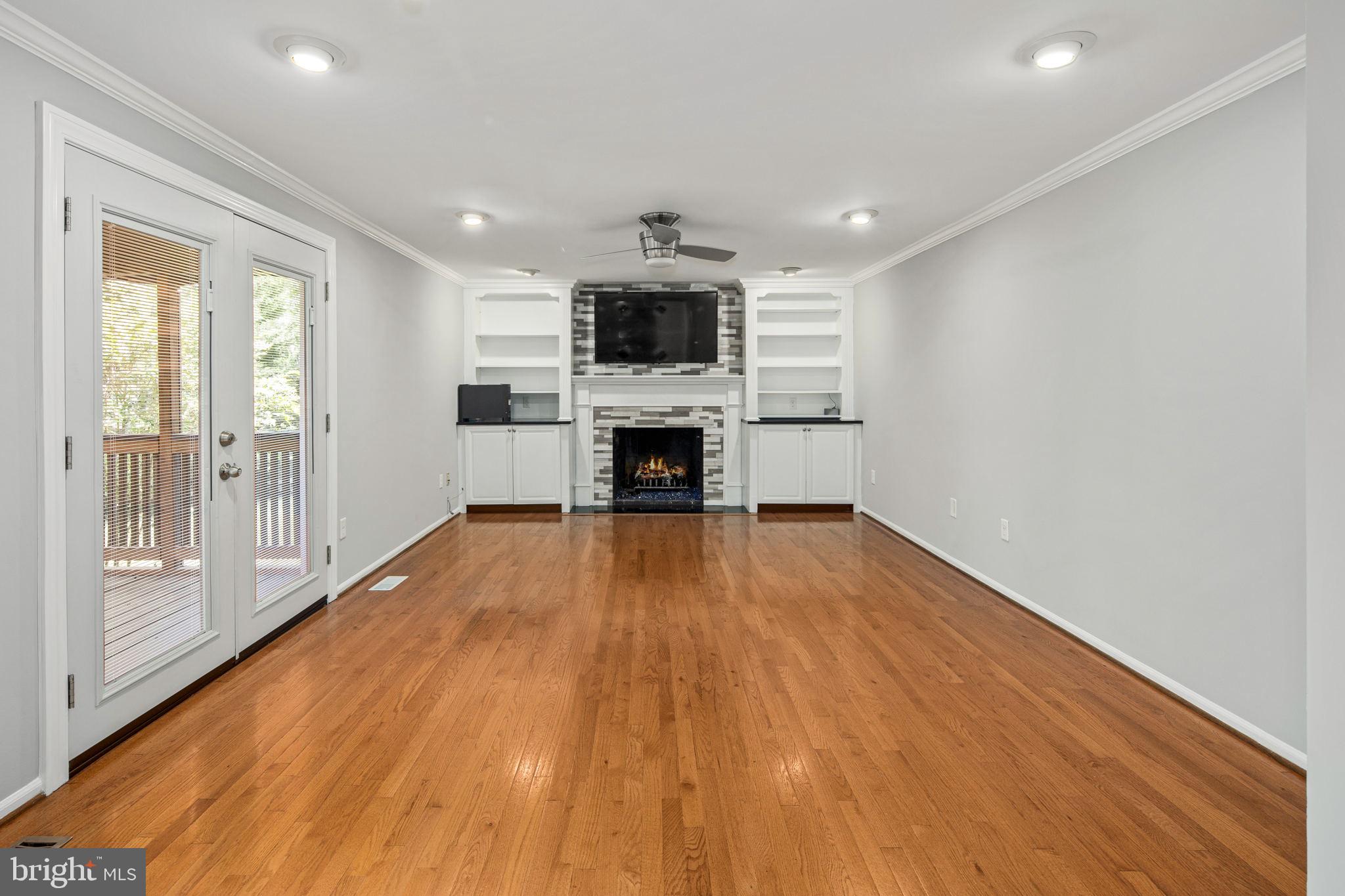 MONTEREY ESTATES - Residential