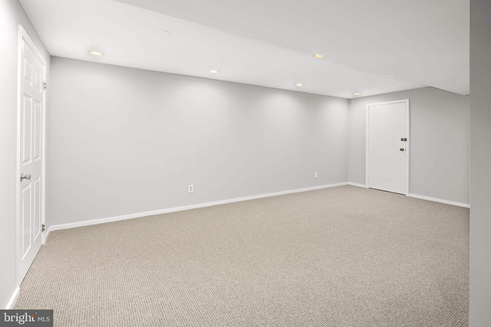 MONTEREY ESTATES - Residential