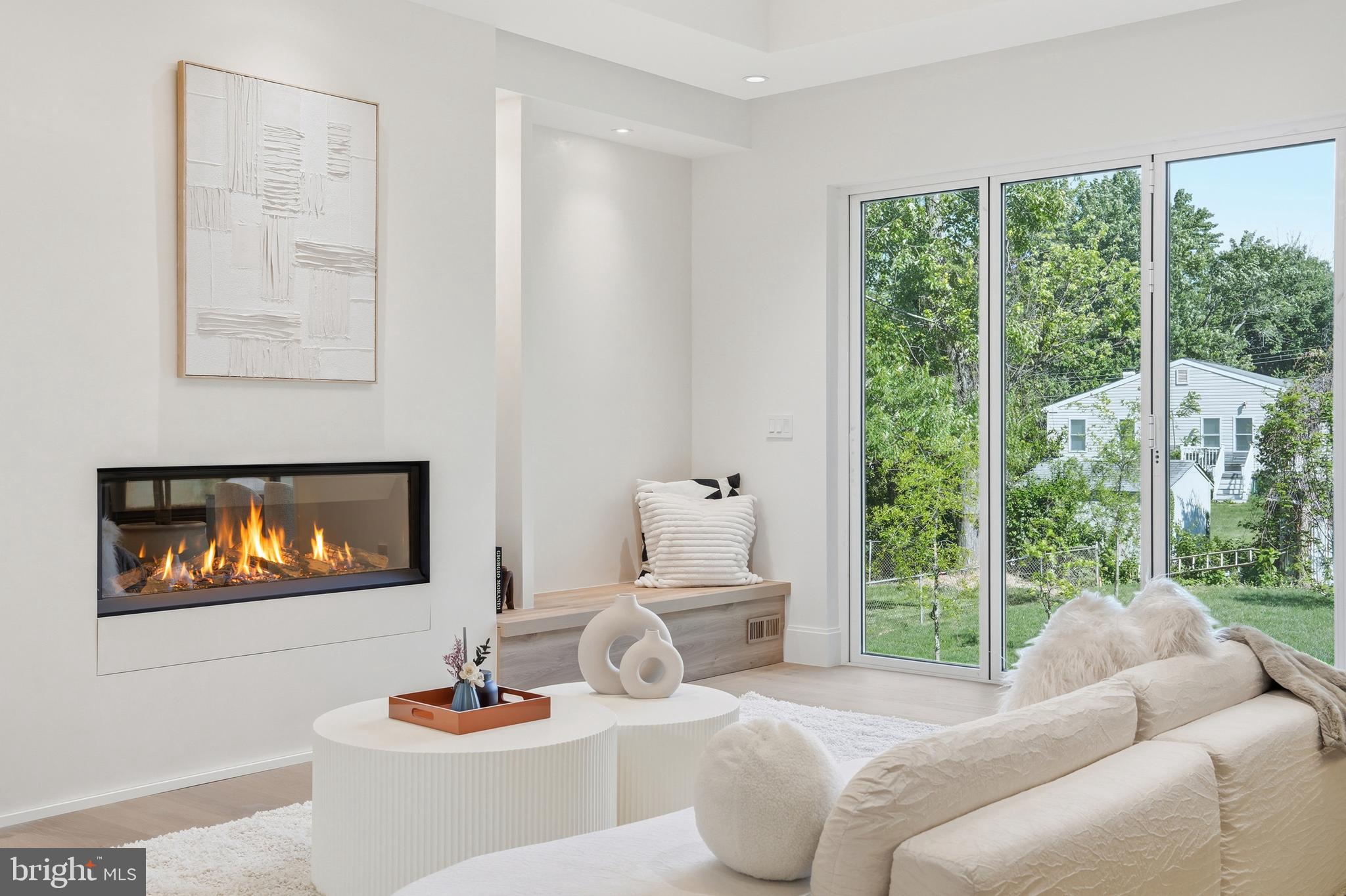 PIMMIT HILLS - Residential