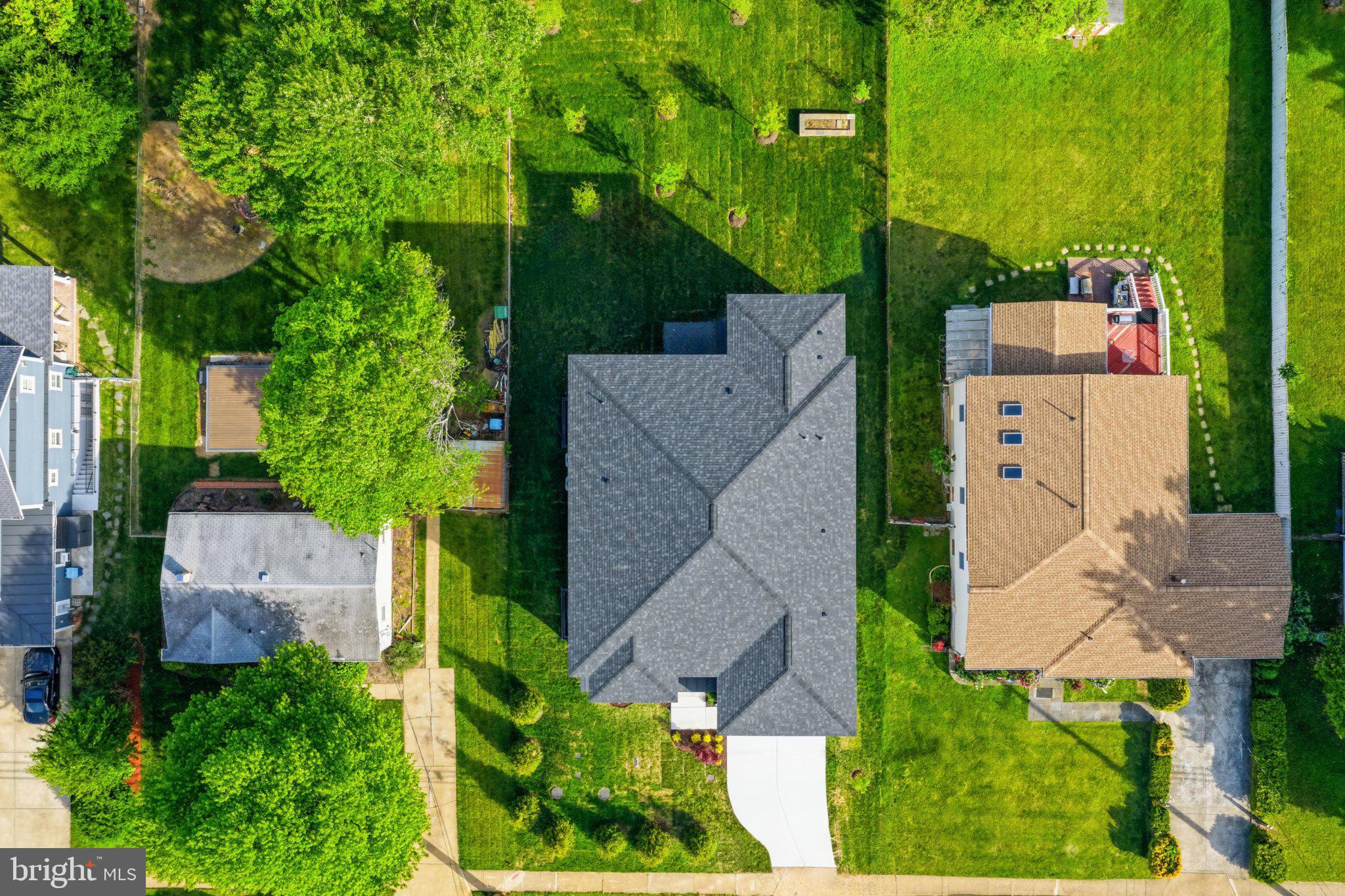 PIMMIT HILLS - Residential